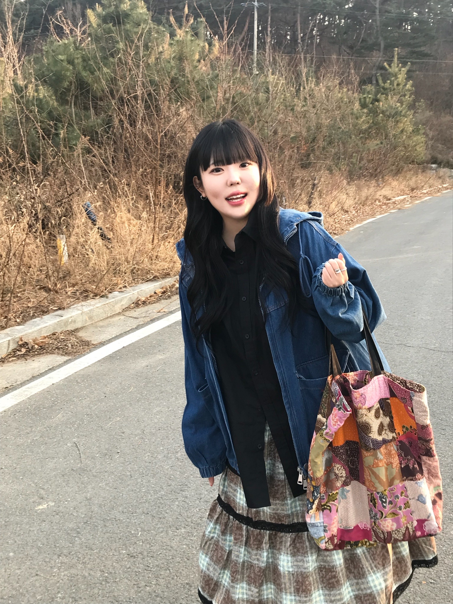 Nike x Martine Rose Shox MR4 Safety Orange 착용 스타일 - 2