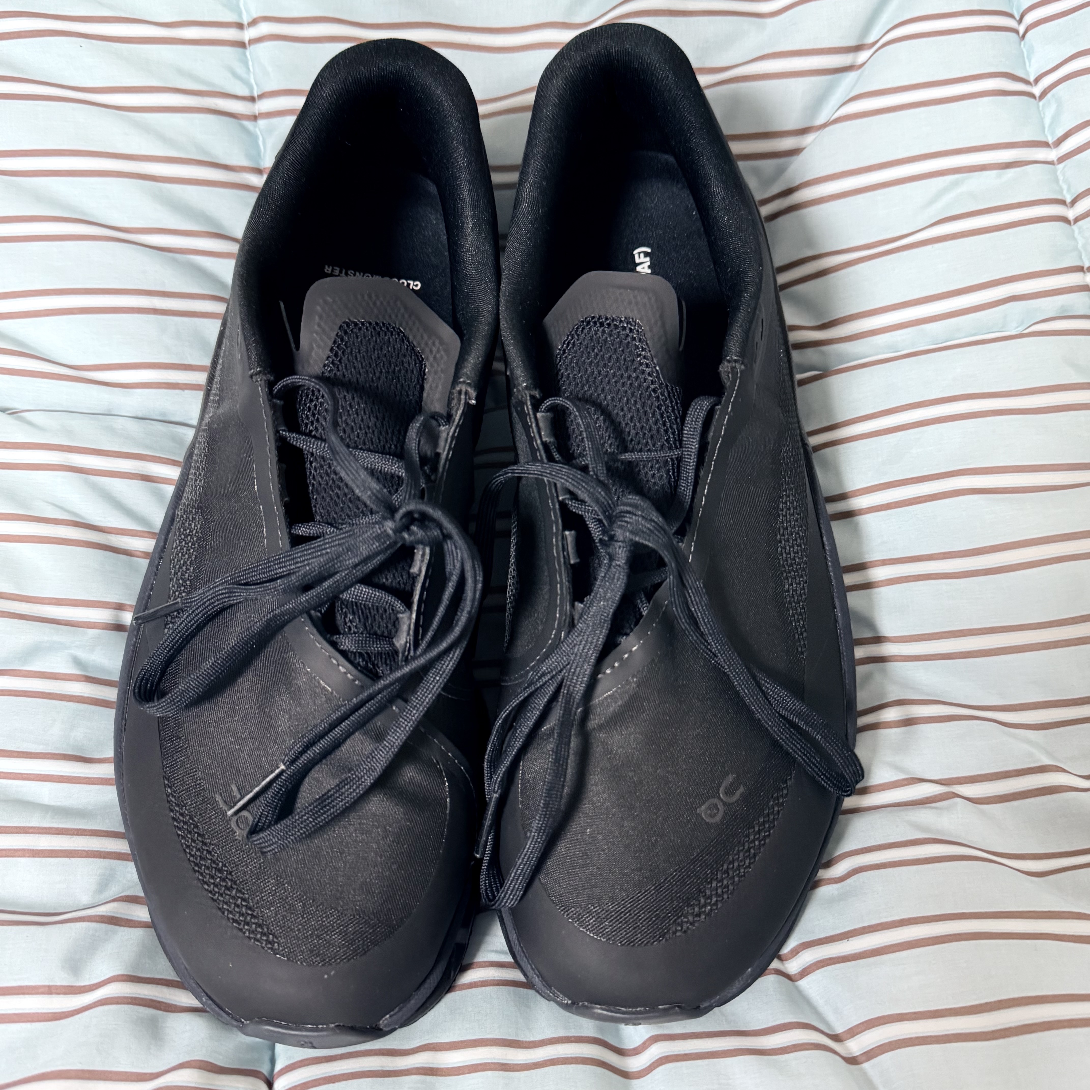 (W) On Running x Post Archive Faction (Paf) Cloudmonster 2 Black Magnet 착용 스타일 - 1