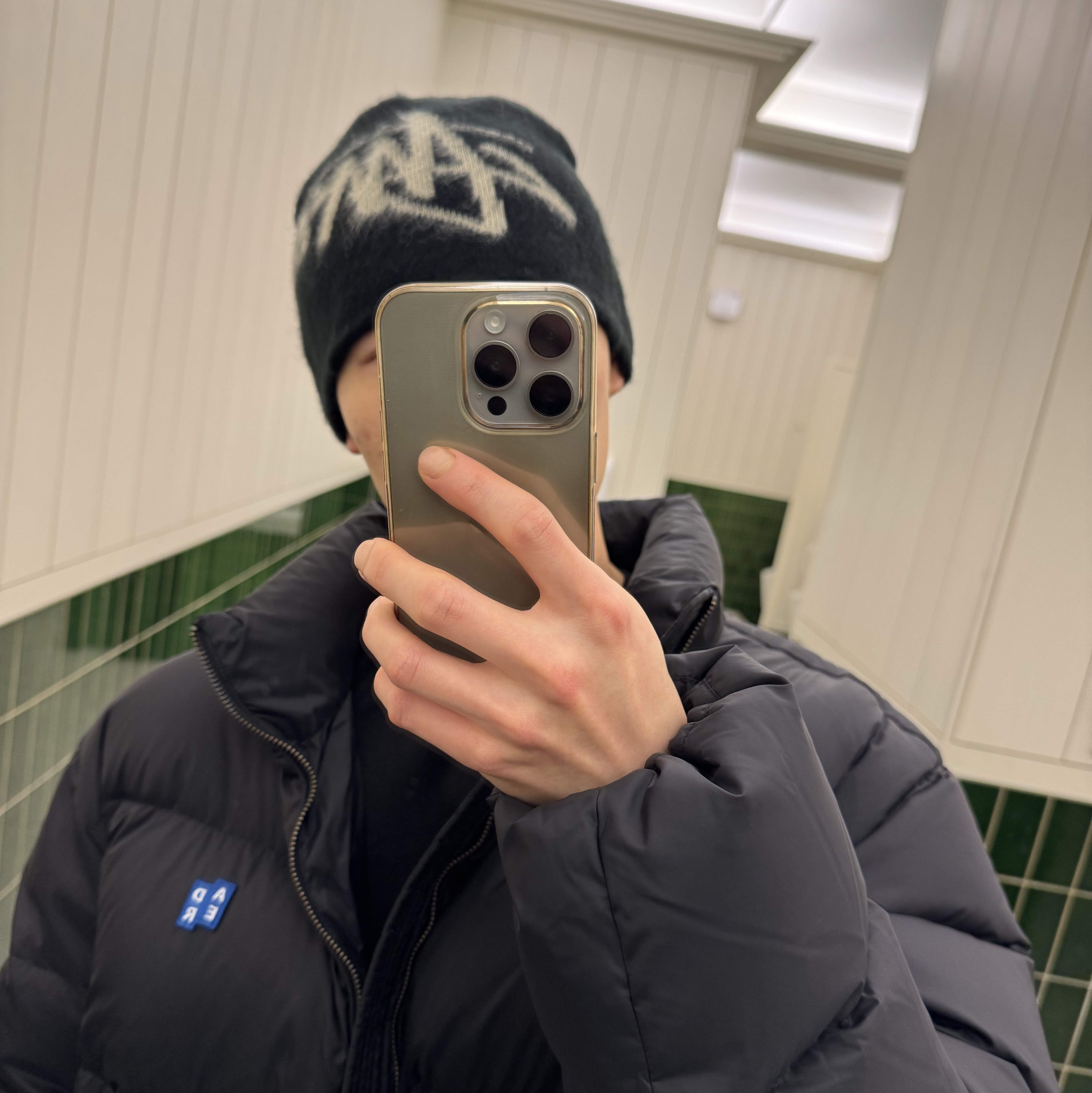 Stussy Brushed Out Stock Skullcap Beanie Black 착용 스타일