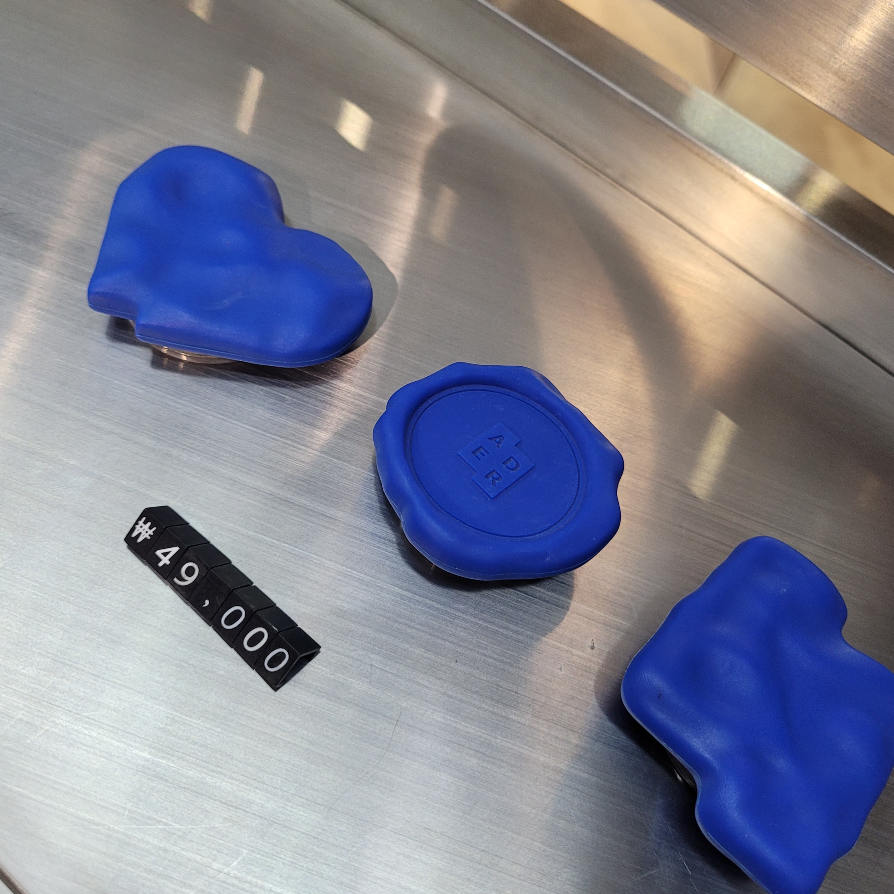 Ader Error Twin Heart Griptok Z-Blue 착용 스타일 - 3