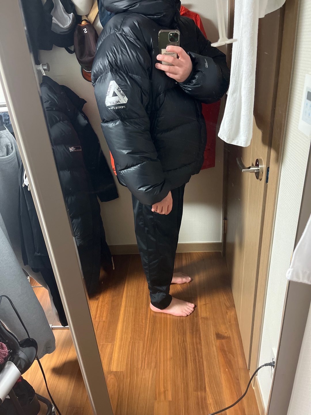 Palace Pertex Opaque Balaclava Puffa Black - 24FW 착용 스타일 - 1