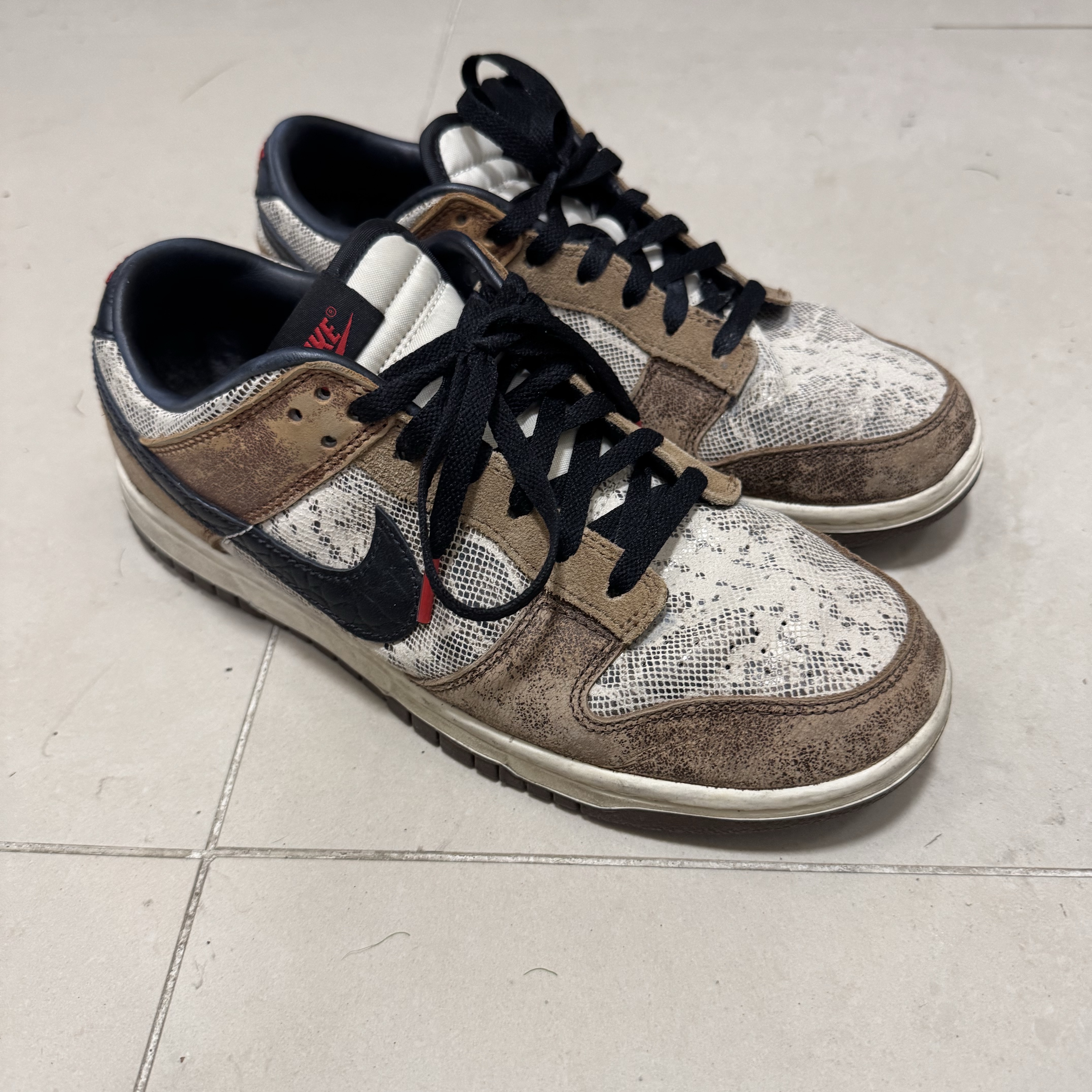 Nike Dunk Low PRM Head to Head 착용 스타일