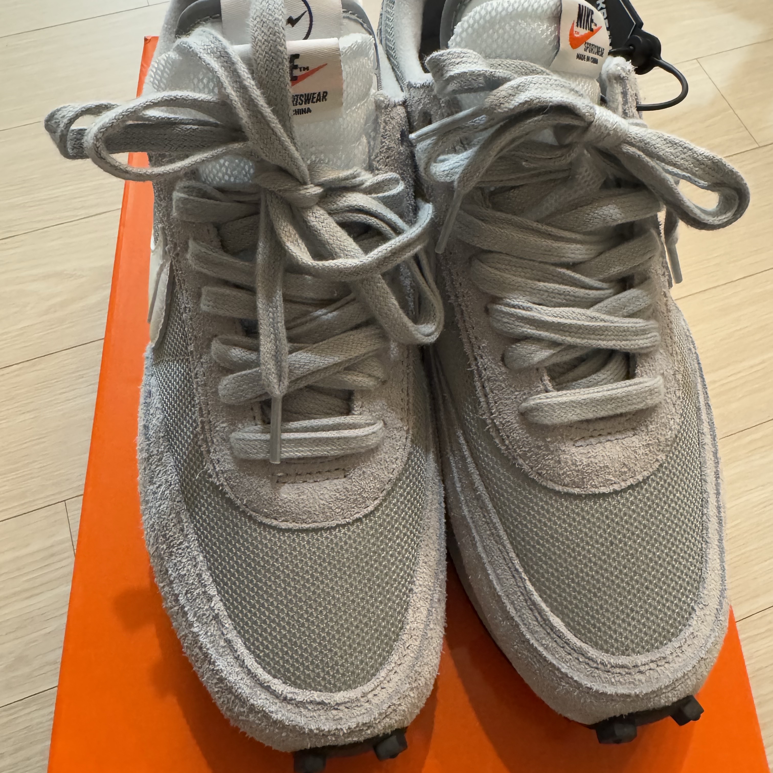 Nike x Sacai x Fragment LDWaffle Light Smoke Grey 착용 스타일 - 1