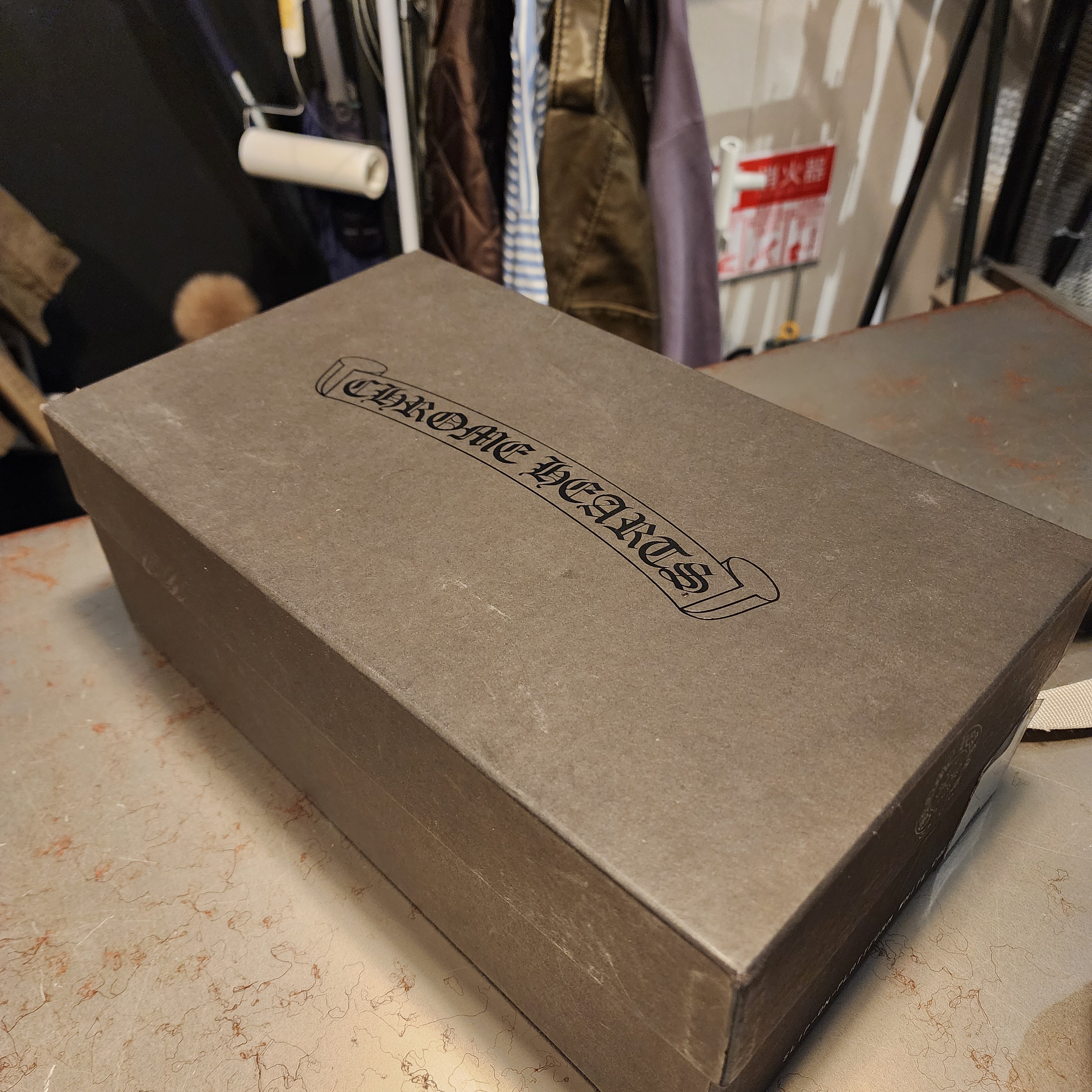 Chrome Hearts Bonennoisseur II Black Brushed Silver 착용 스타일 - 3