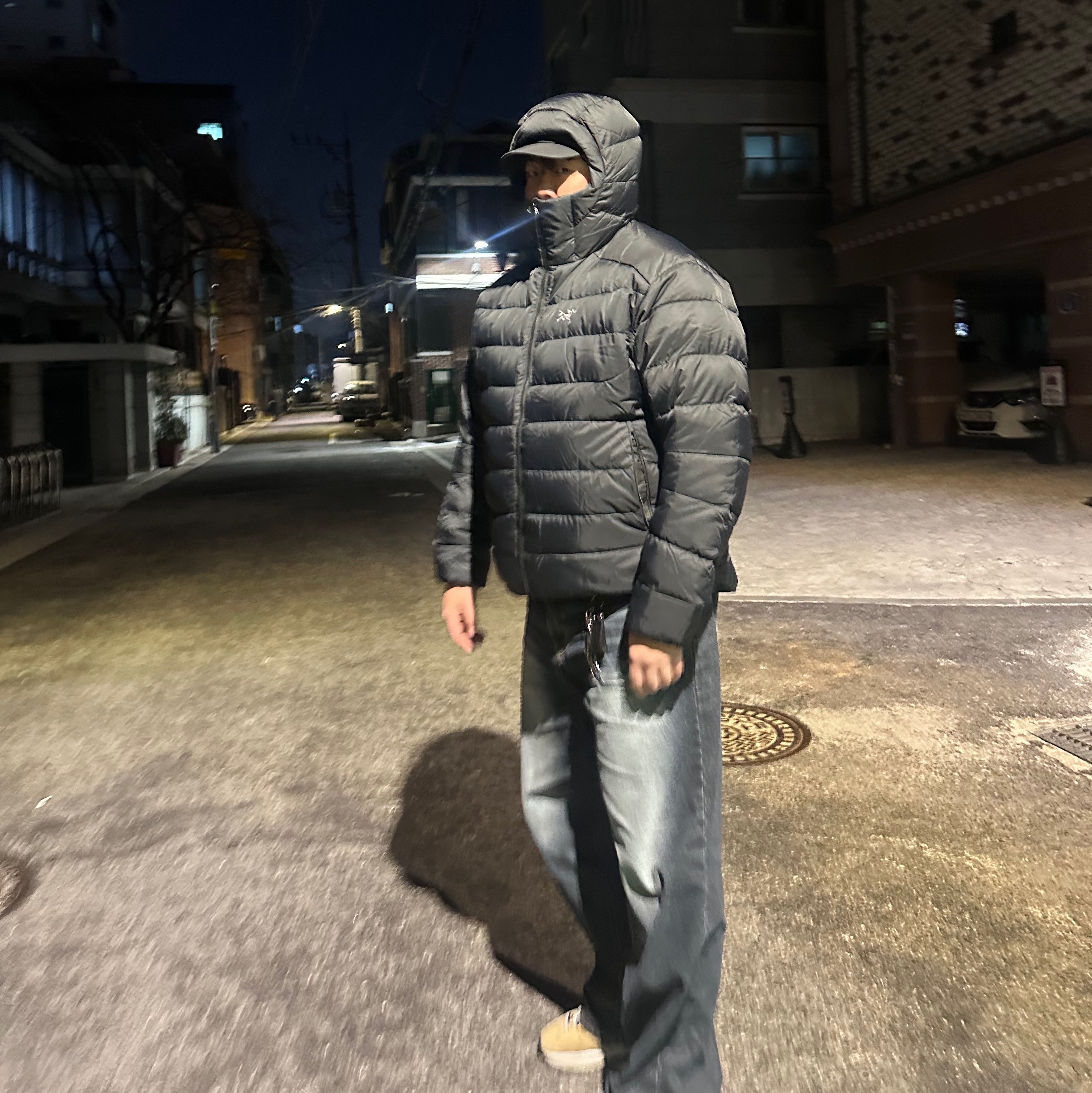 Arc'teryx Thorium Hoody Black 착용 스타일