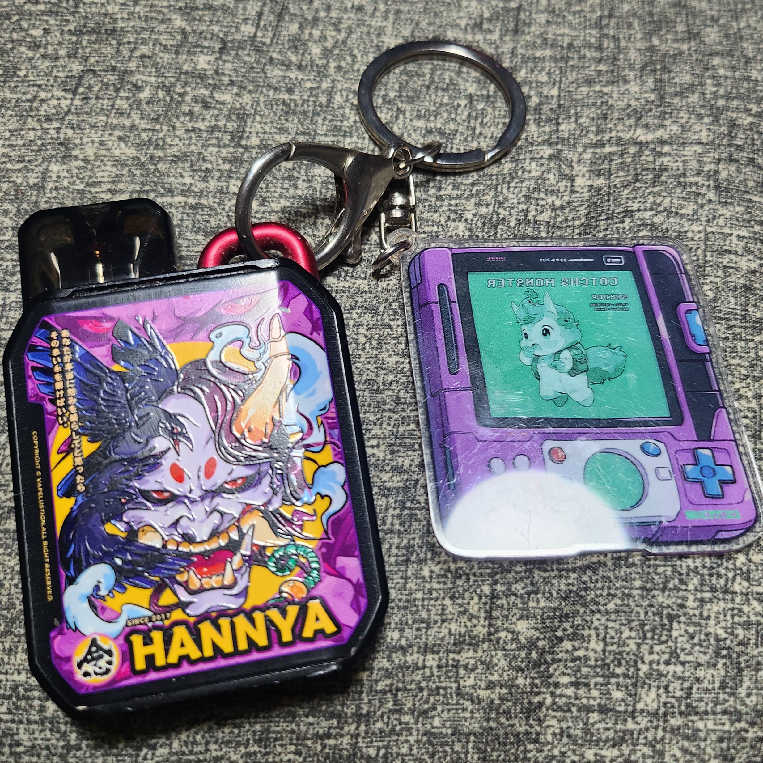 Cotchs You're Mine! Keyring 착용 스타일