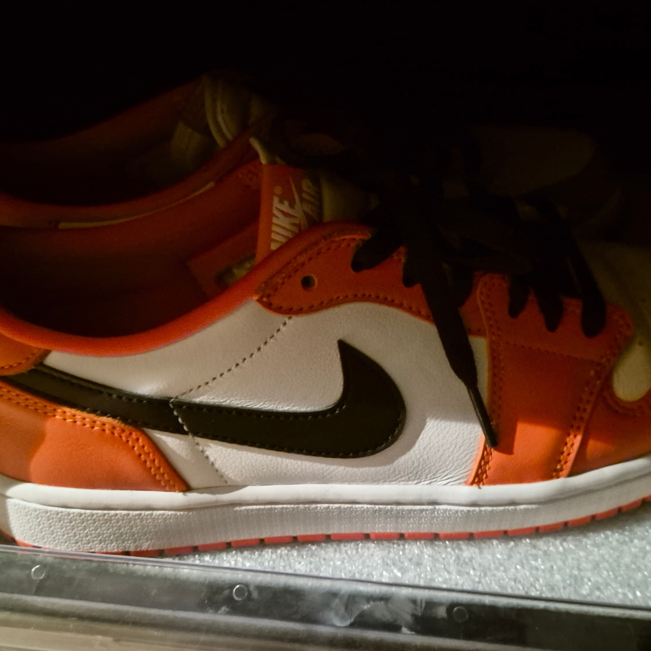 Jordan 1 Low OG Starfish 착용 스타일