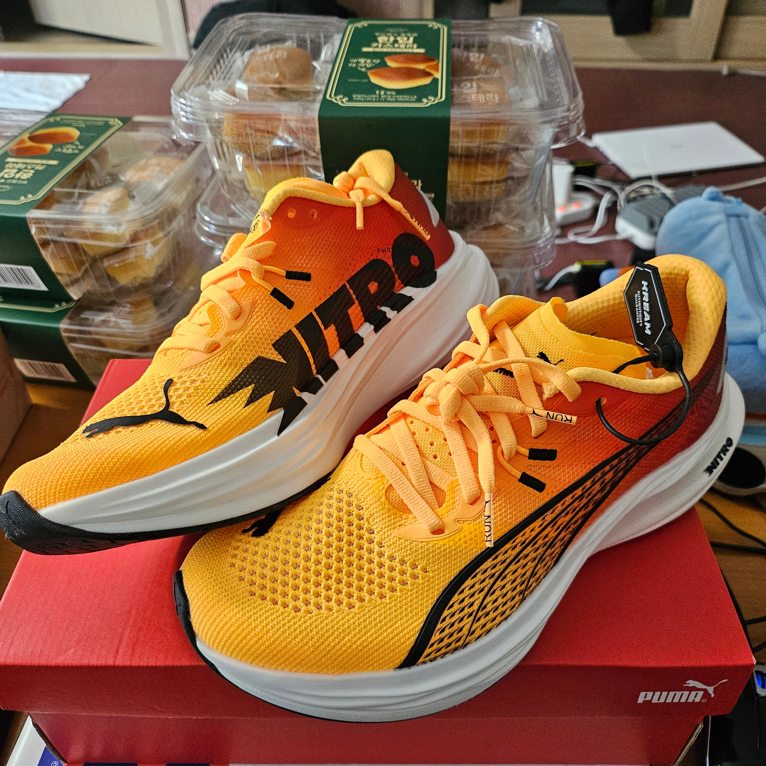 Puma Deviate Nitro 3 Fade Sun Stream Sunset Glow 착용 스타일 - 1