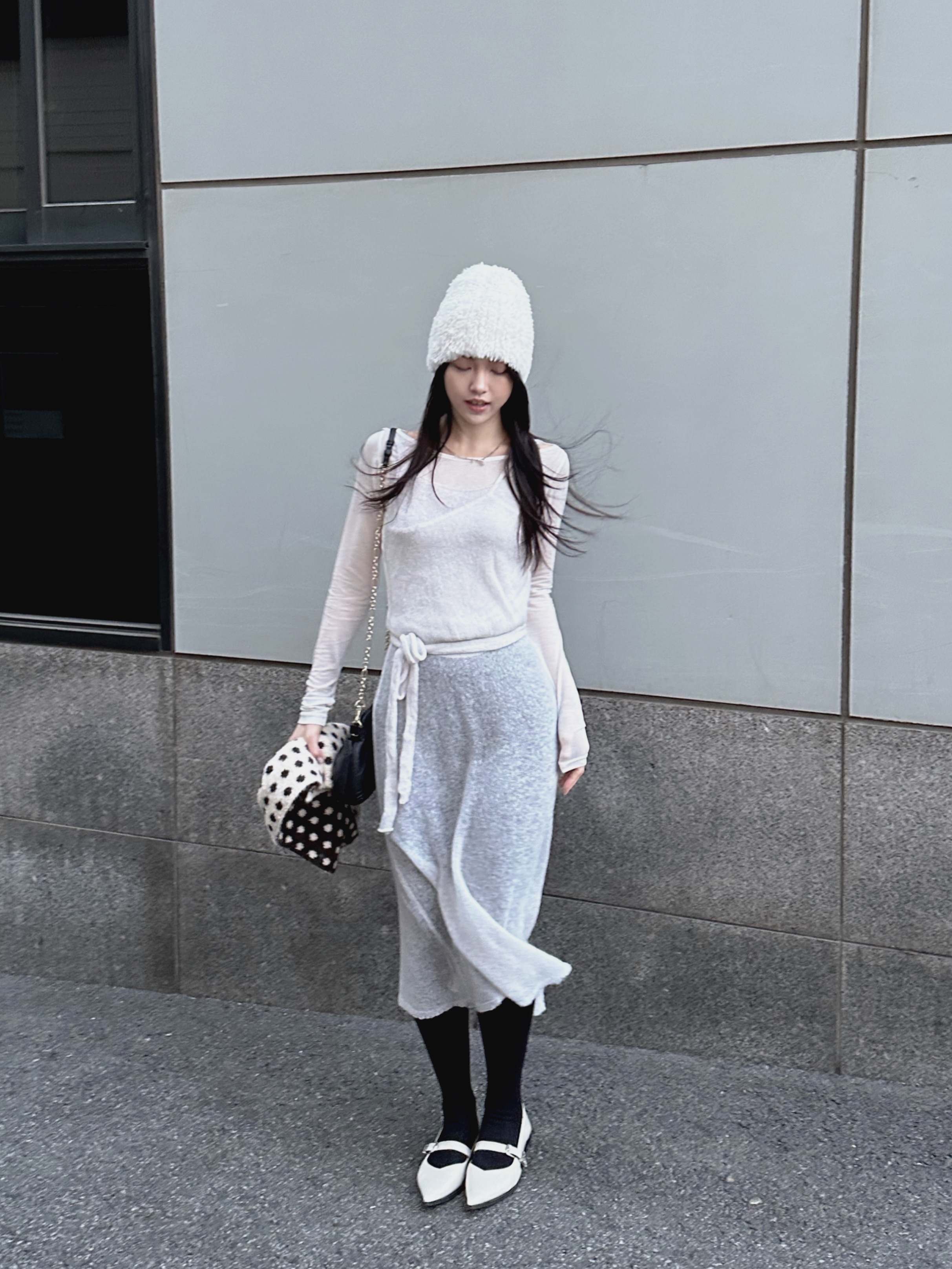 Maison Margiela Glam Slam Red Carpet Bag Black 착용 스타일 - 5