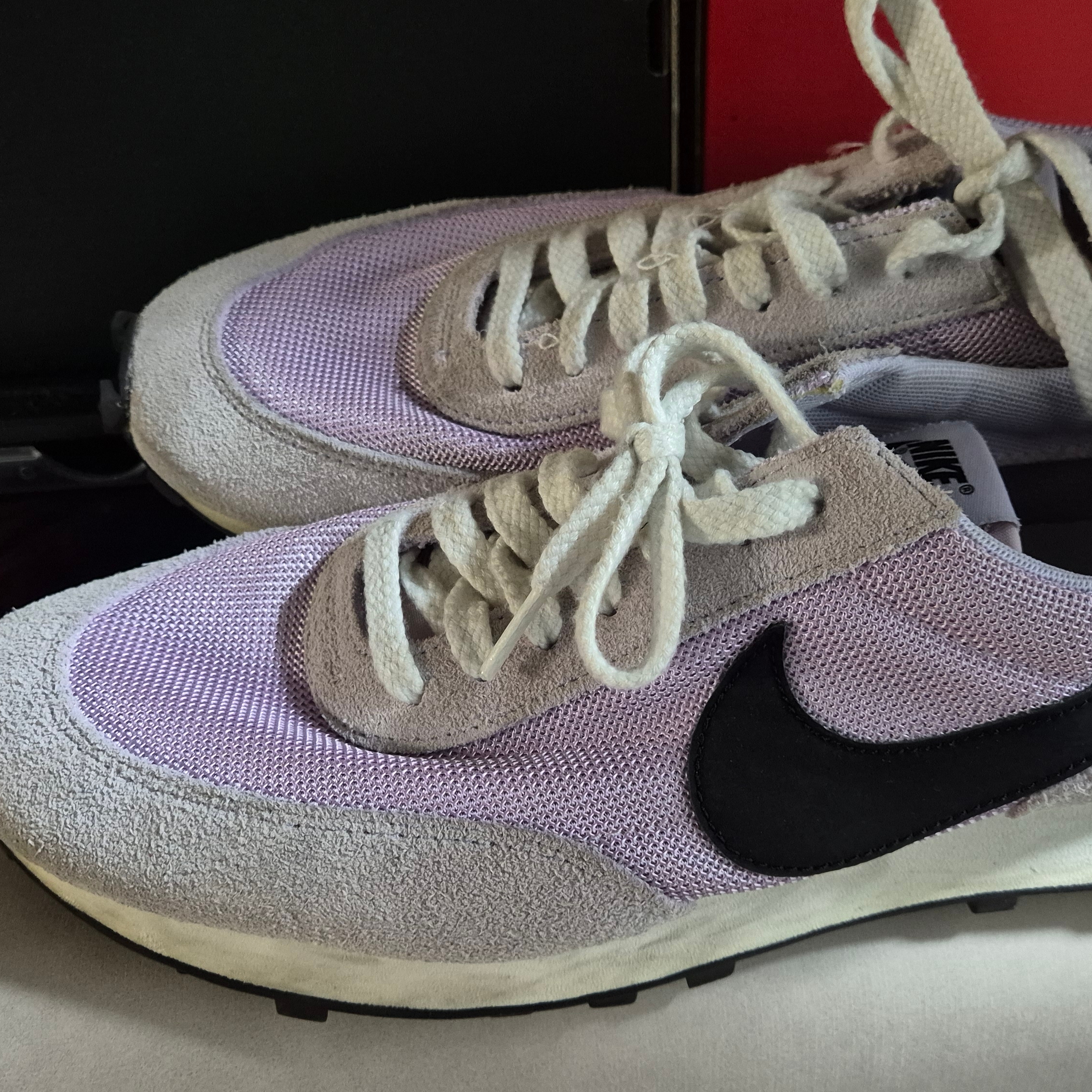Nike Daybreak SP Lavender Mist 착용 스타일