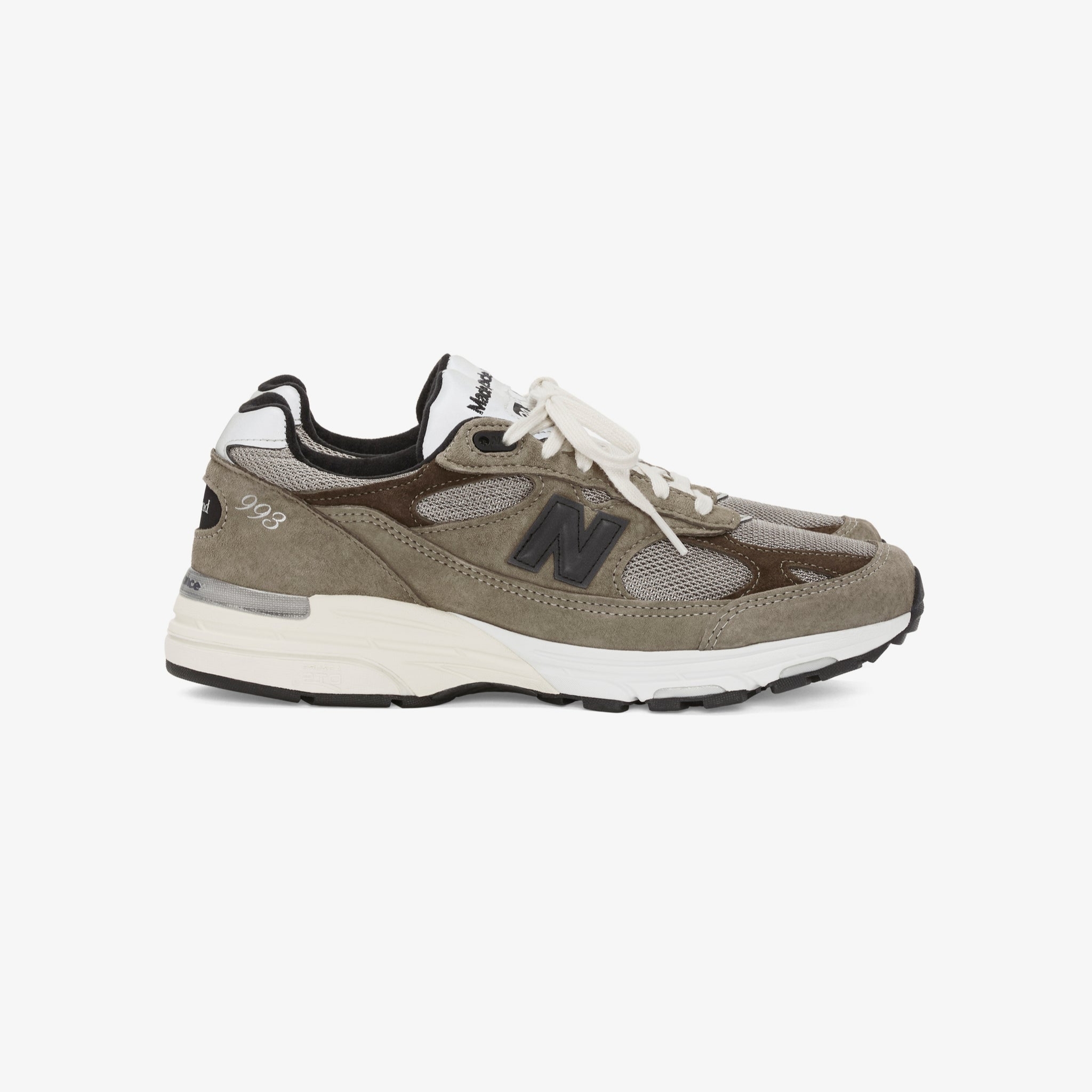 New Balance x JJJJound 993 Made in USA Mushroom White 착용 스타일 - 3