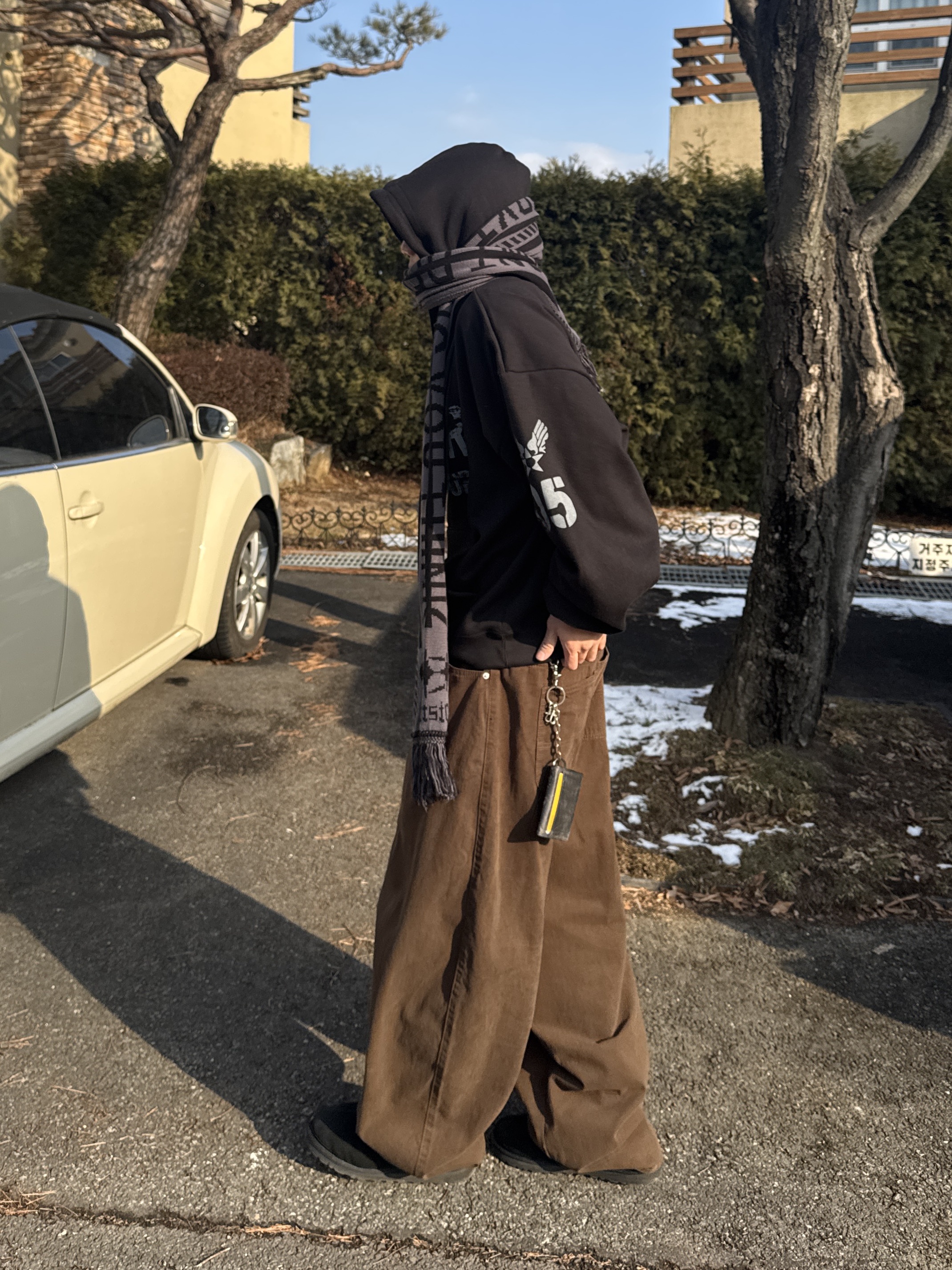UGG Tasman Black 착용 스타일 - 1
