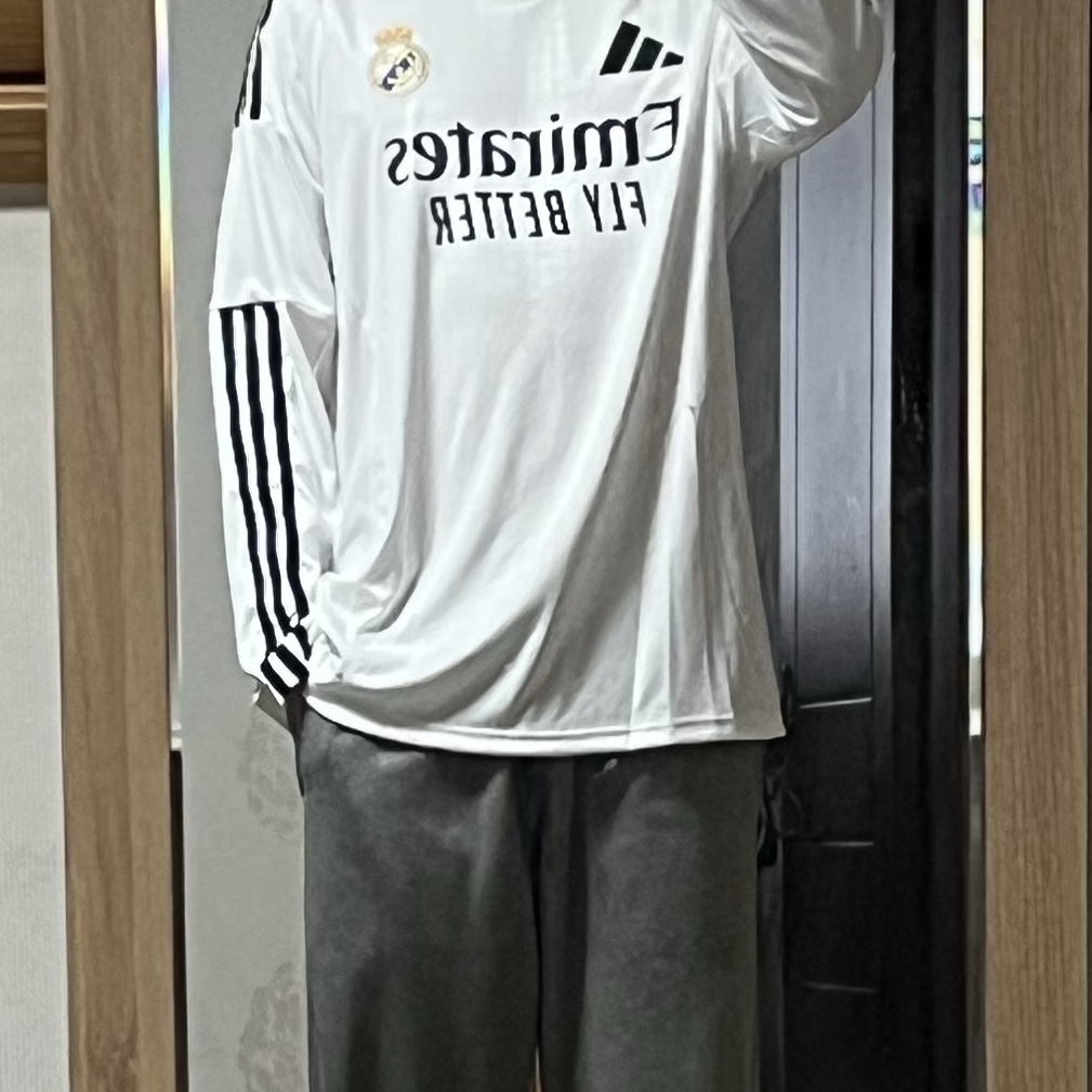 Adidas Real Madrid 2024/25 Home Long Sleeve Jersey White - KR Sizing (Non Marking Ver.) 착용 스타일