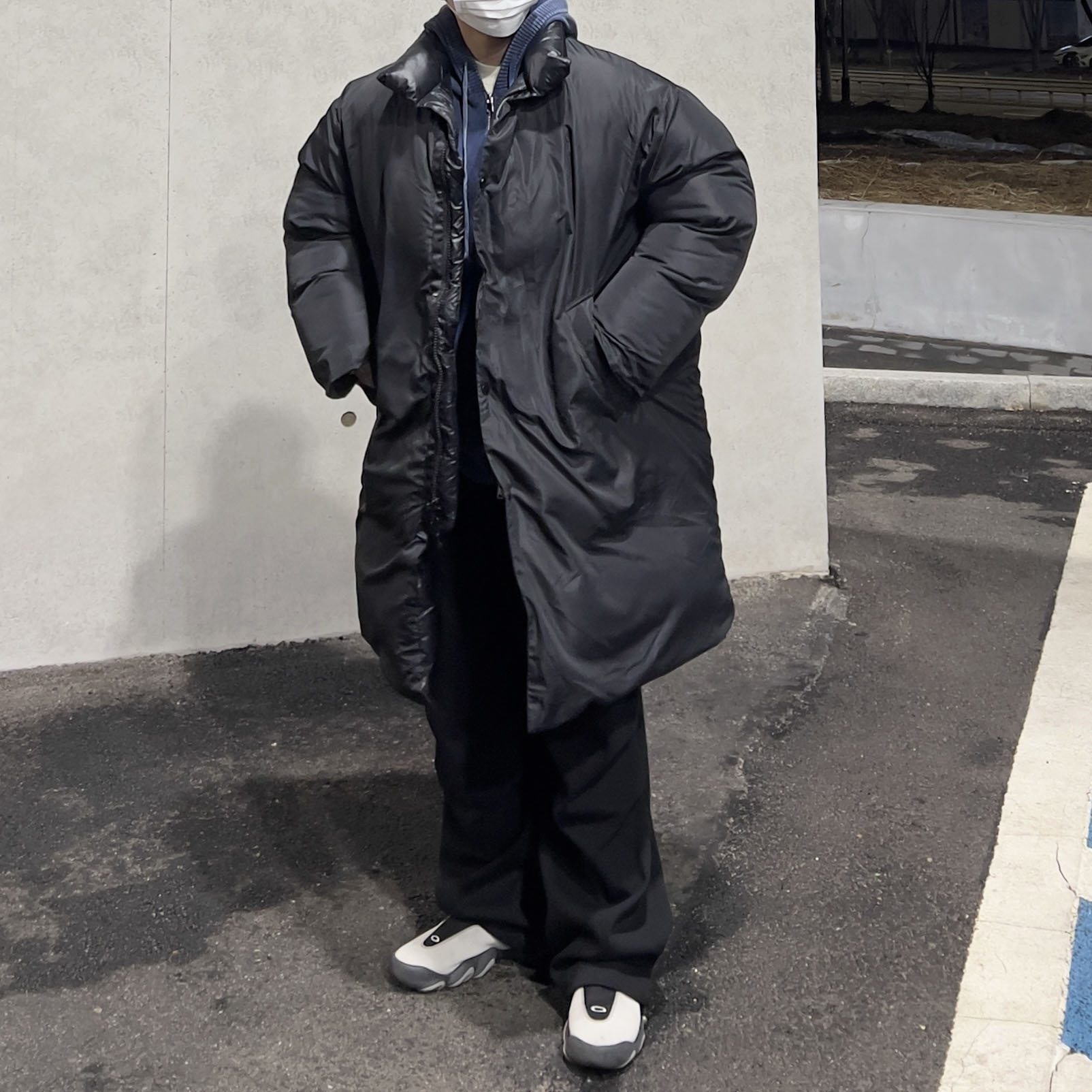 Oakley Factory Team x Brain Dead Flesh White Birch 착용 스타일 - 8
