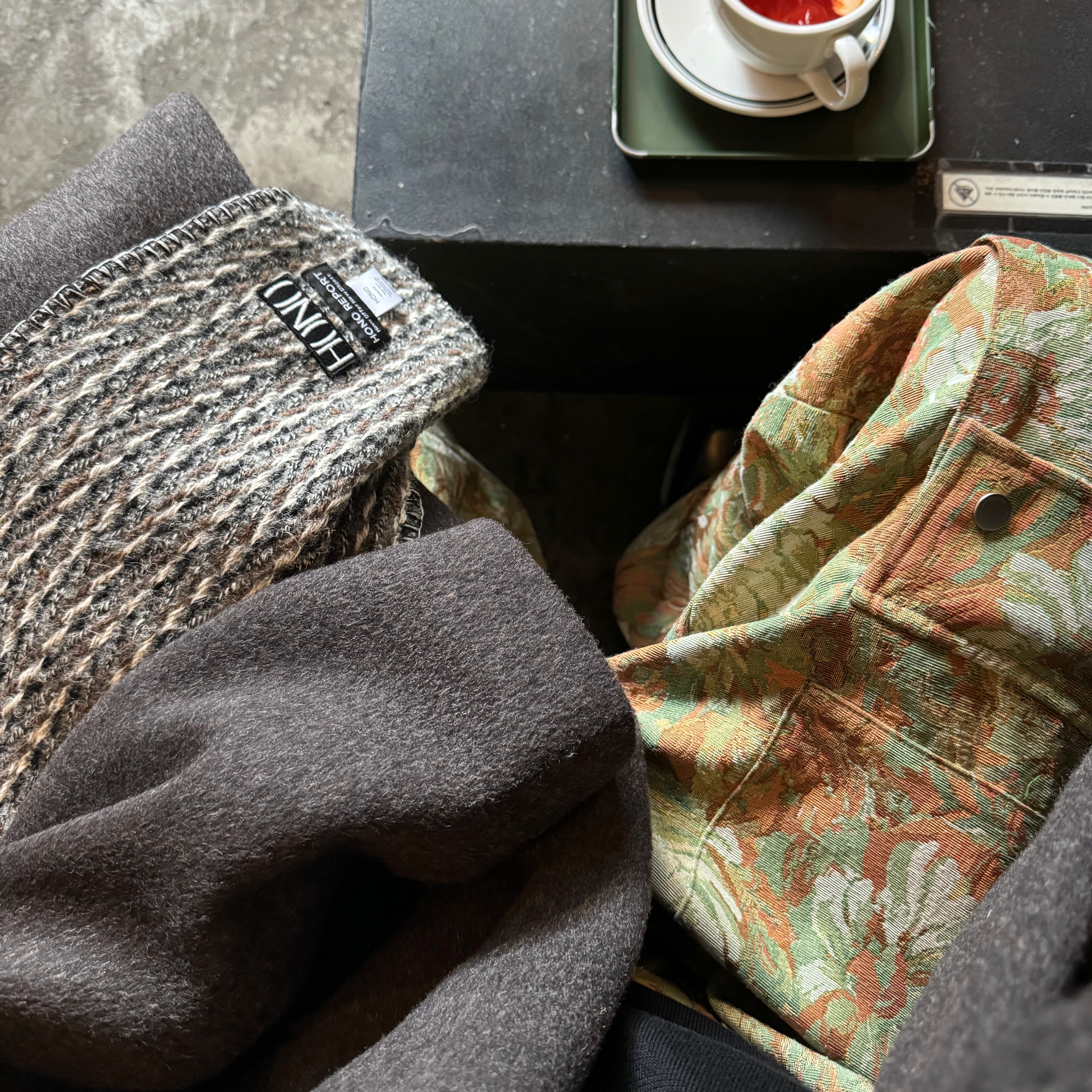 Hono Report Jacquard Cargo Pants Green Garden, Hono Report Mixed Muffler Melange 착용 스타일 - 5