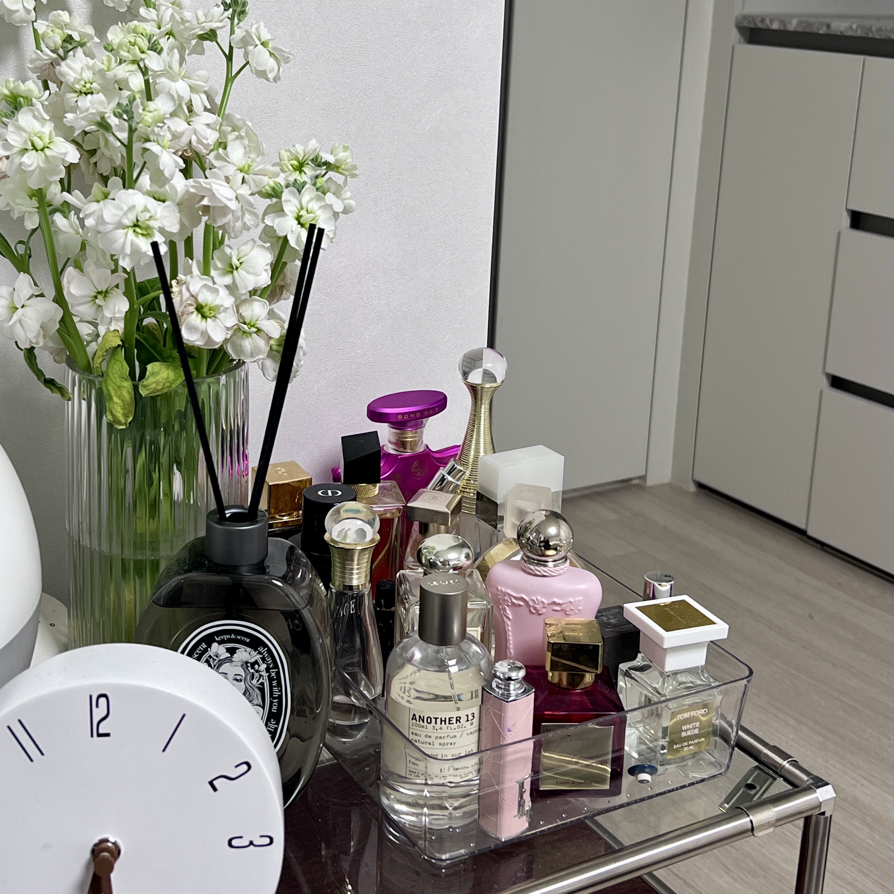 Maison Francis Kurkdjian Baccarat Rouge 540 Extrait De Parfum 70ml, Le Labo Another 13 Eau De Parfum 100ml 착용 스타일
