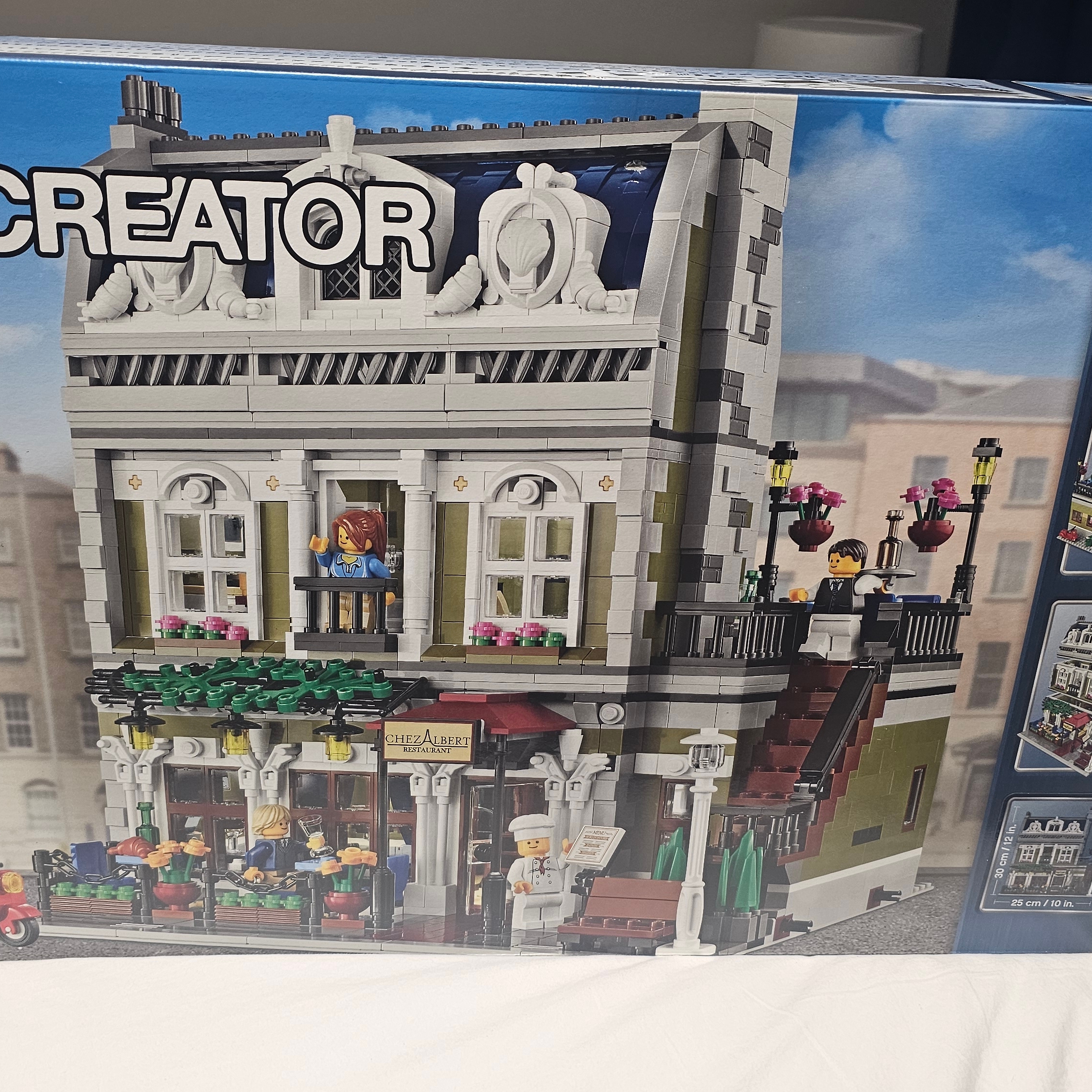 Lego Parisian Restaurant 착용 스타일 - 1
