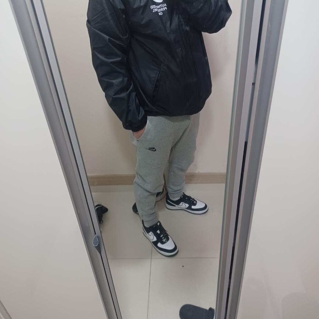 Nike Full-Zip Woven Jacket Black, Nike NSW Tech Fleece Jogger Dark Grey Heather - Asia 착용 스타일