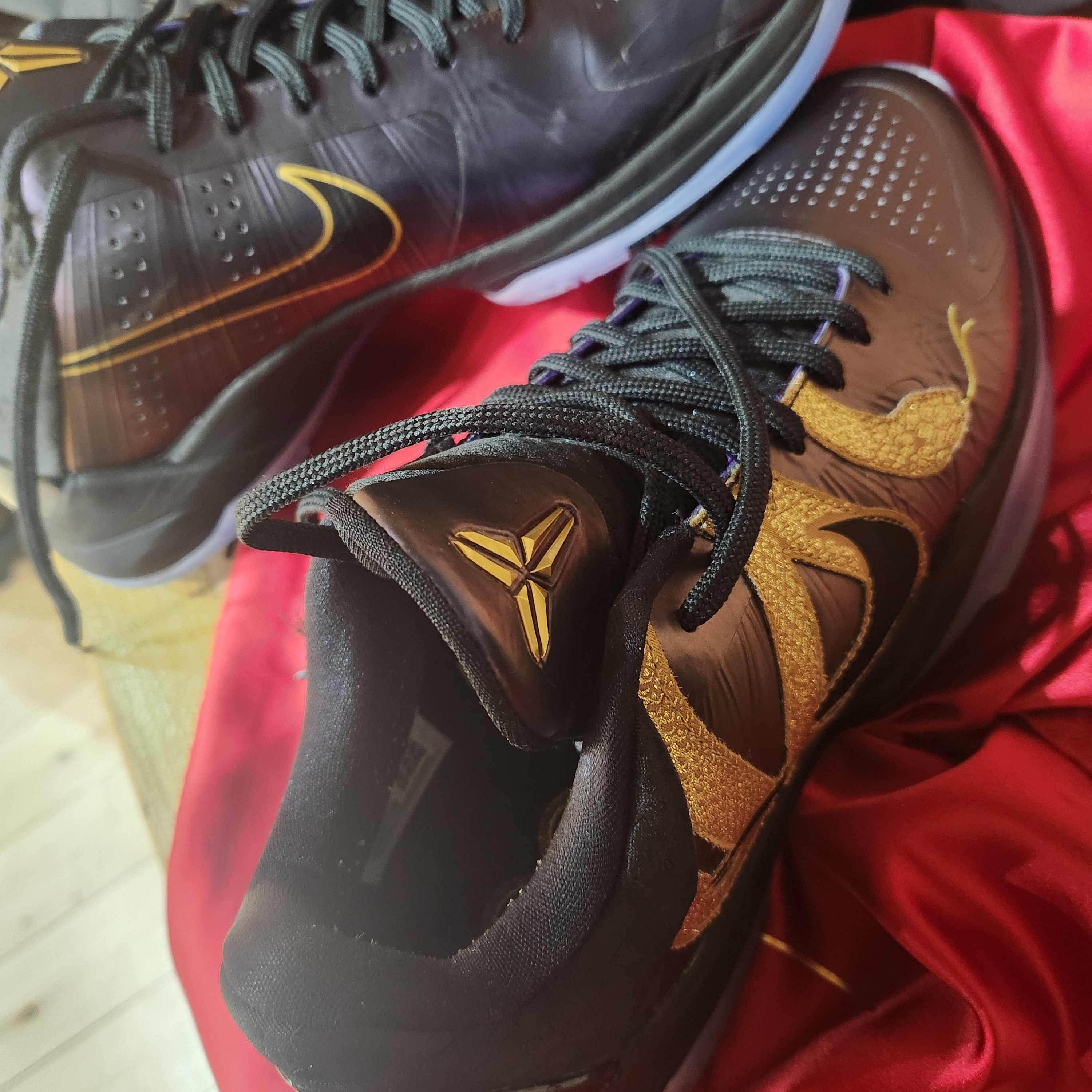 Nike Kobe 5 Protro Year of the Mamba Eggplant 착용 스타일
