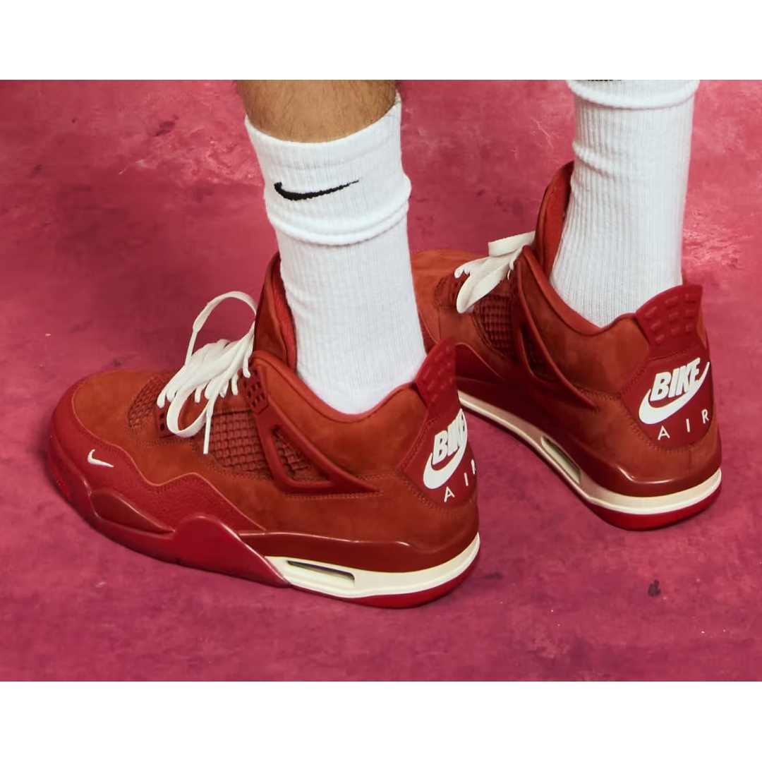 Jordan 4 x Nigel Sylvester Retro OG SP Brick by Brick 착용 스타일 - 3