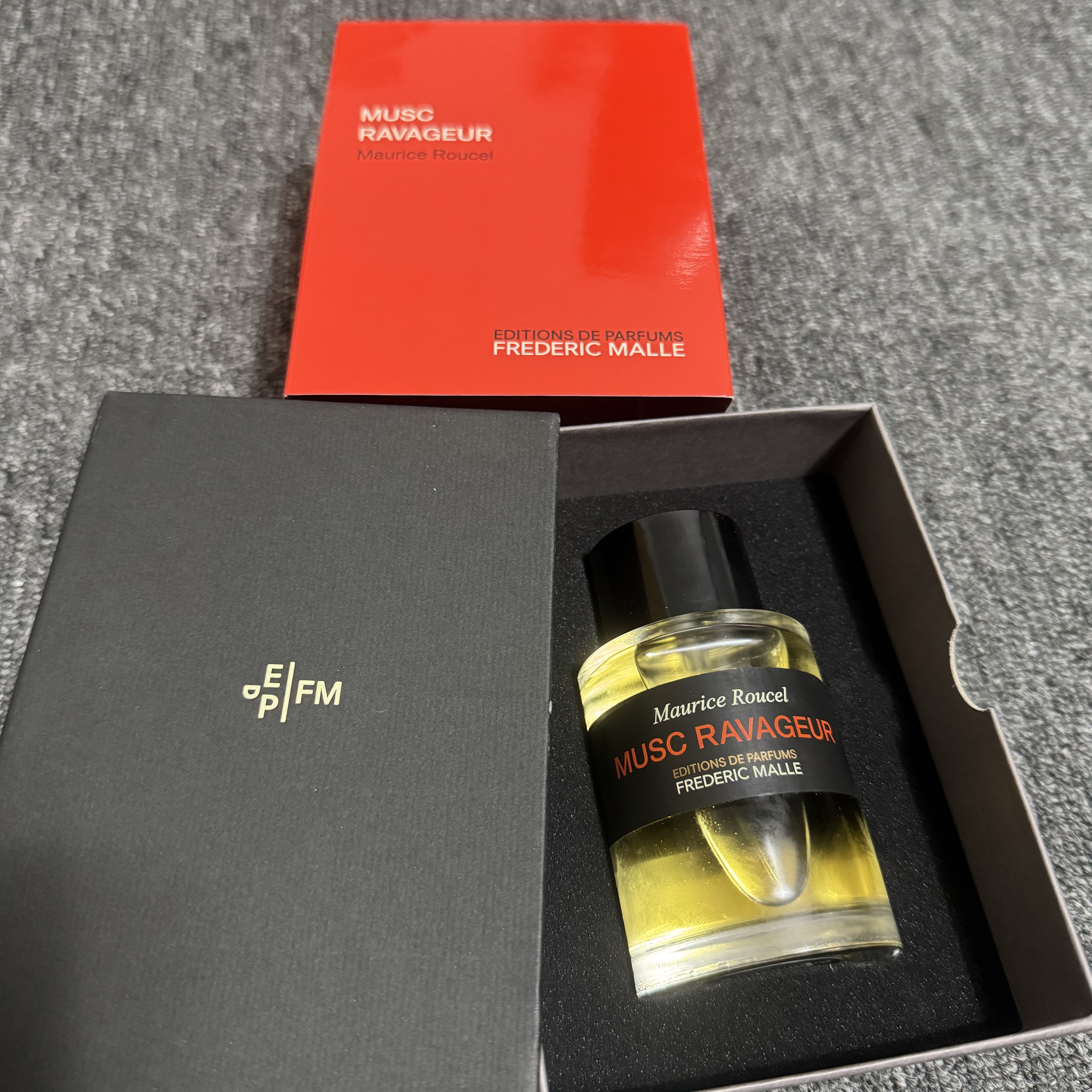 Frederic Malle Musc Ravageur 100ml Spray 착용 스타일