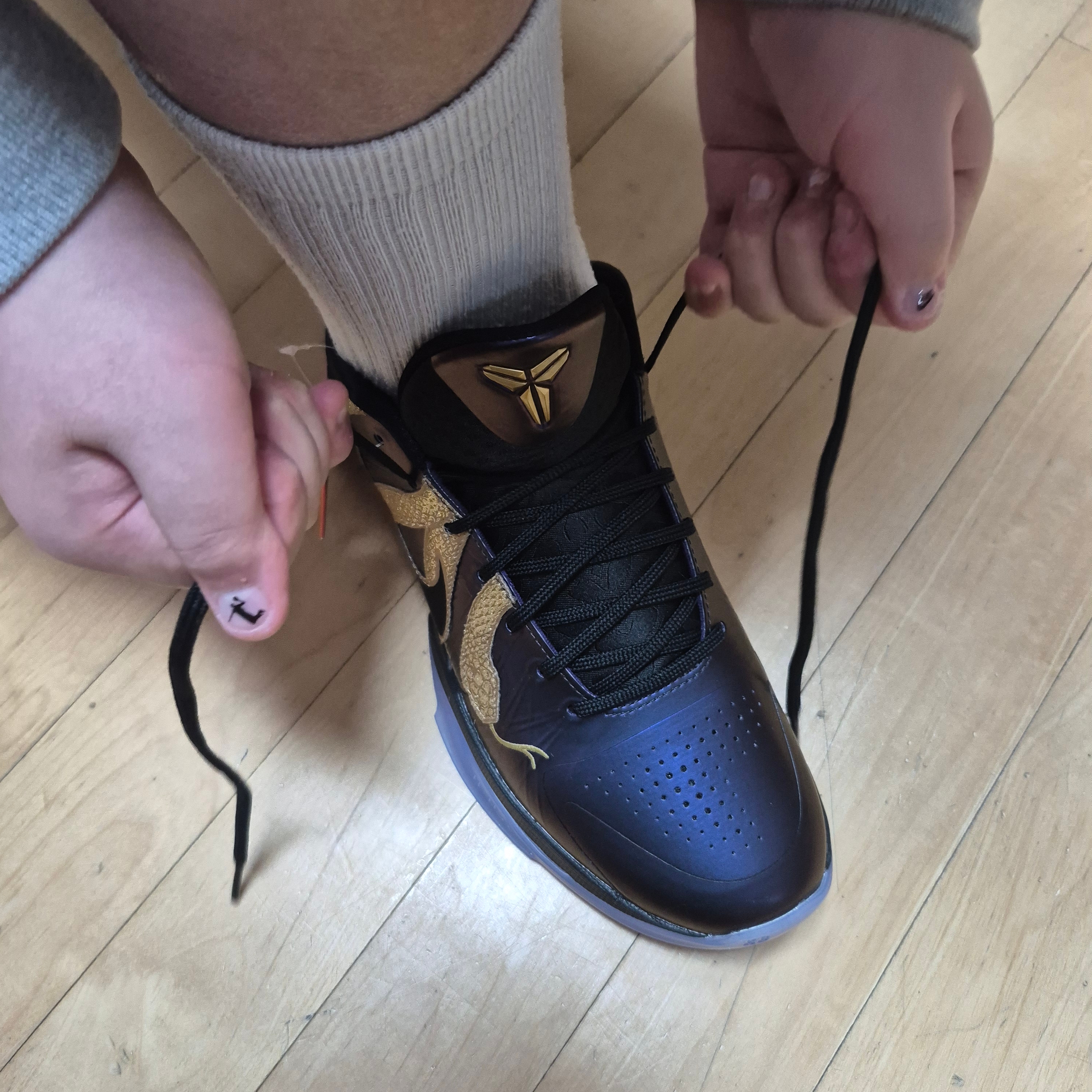 Nike Kobe 5 Protro Year of the Mamba Eggplant 착용 스타일