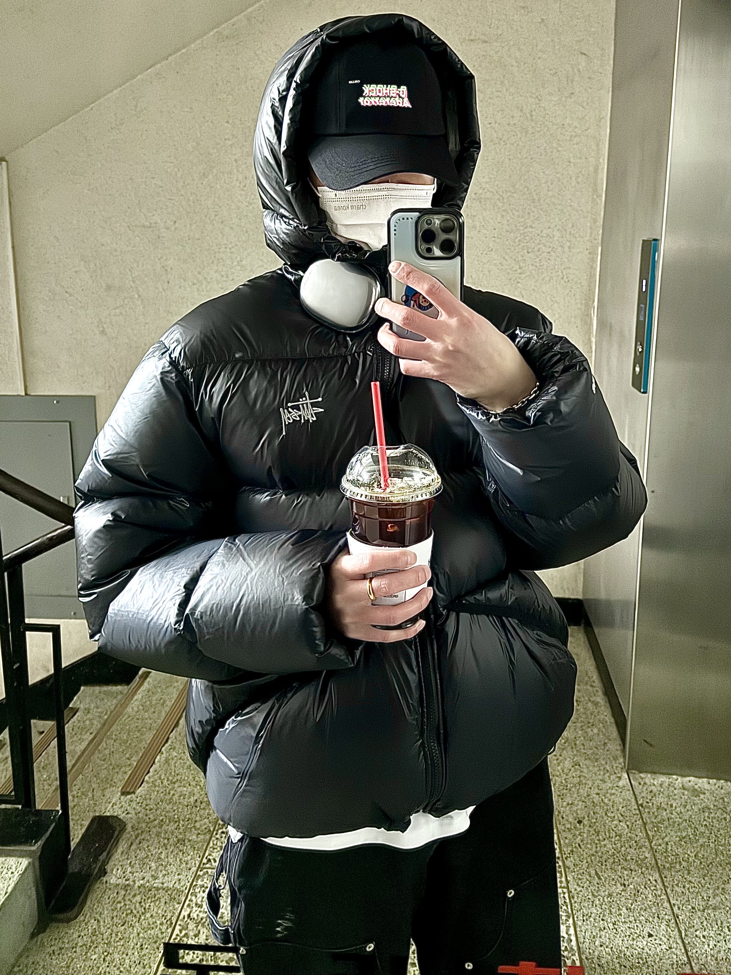 Stussy Down Parka Micro Ripstop Phantom Black 착용 스타일