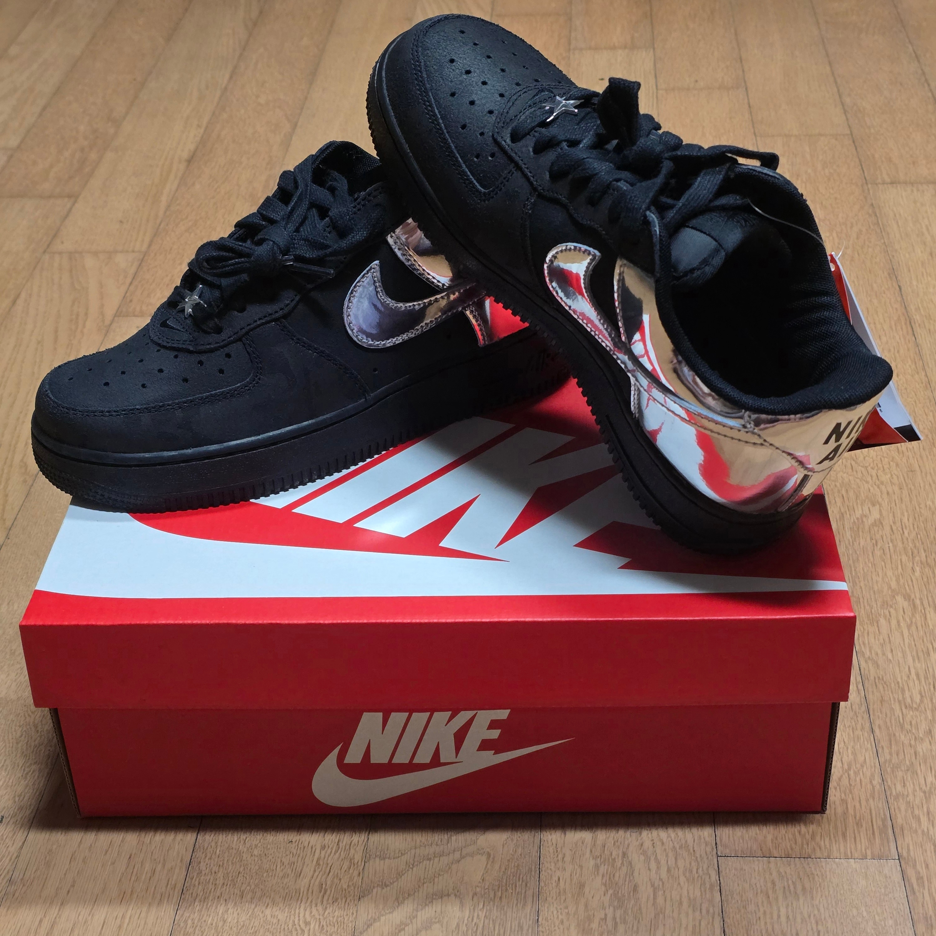 Nike Air Force 1 Low Retro All-Star 착용 스타일 - 1