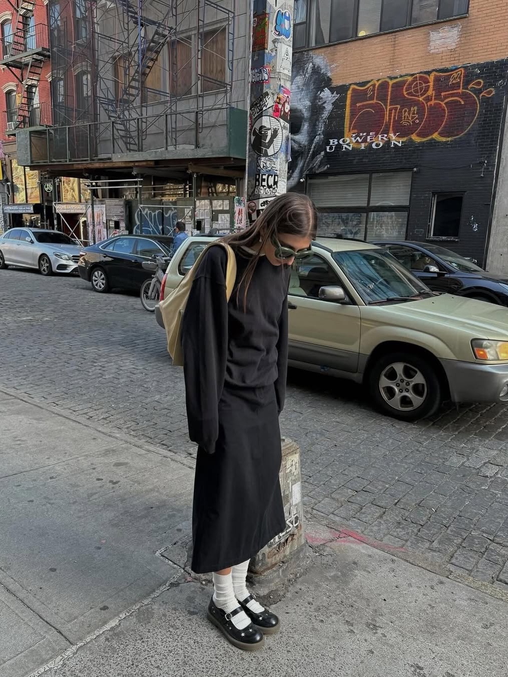 TRUNKPROJECT Knit Skirt Ivory, (W) Dior Mid-Length Flared Skirt Beige Gabardine 착용 스타일 - 2