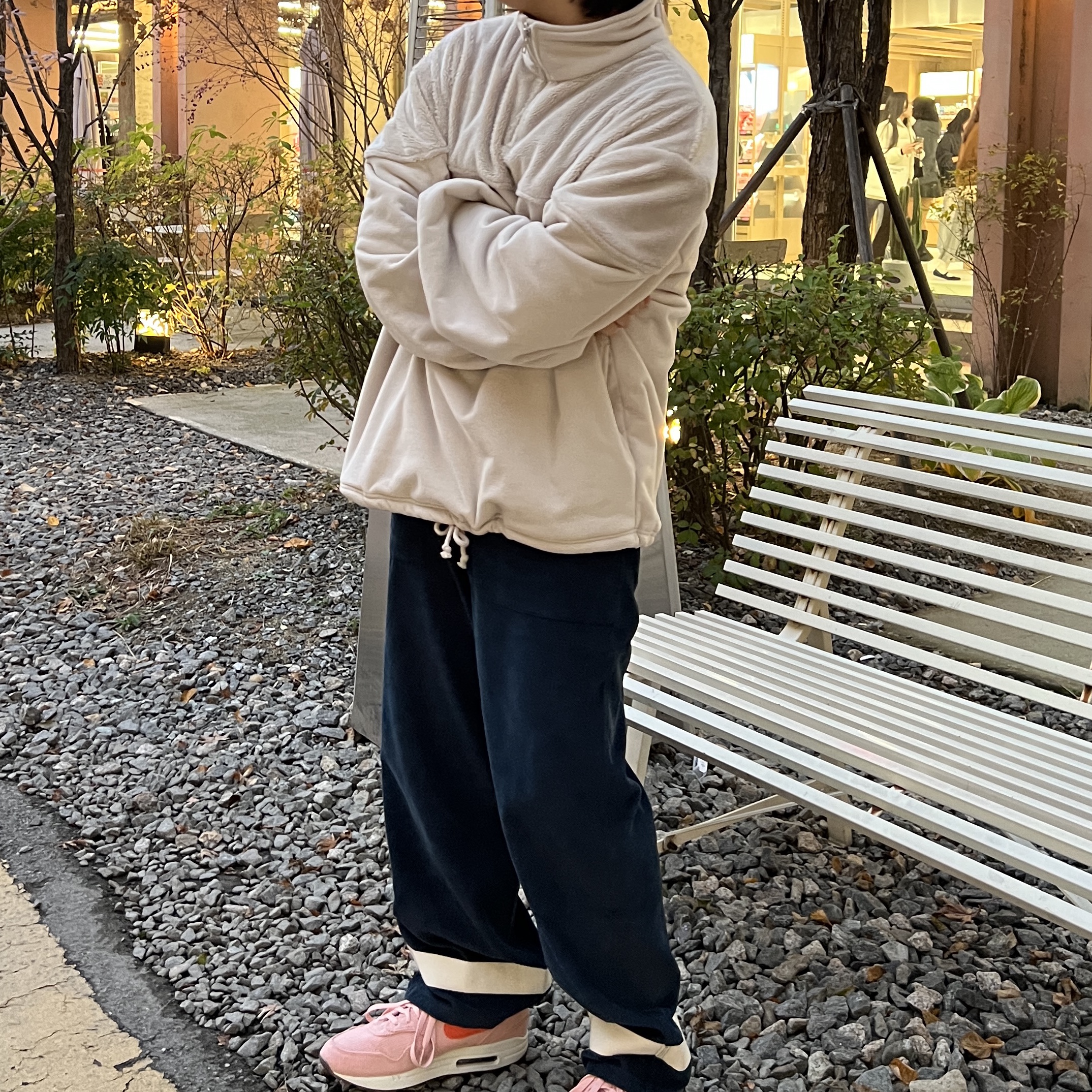 Hono Report Block Half Zip Sheep 착용 스타일