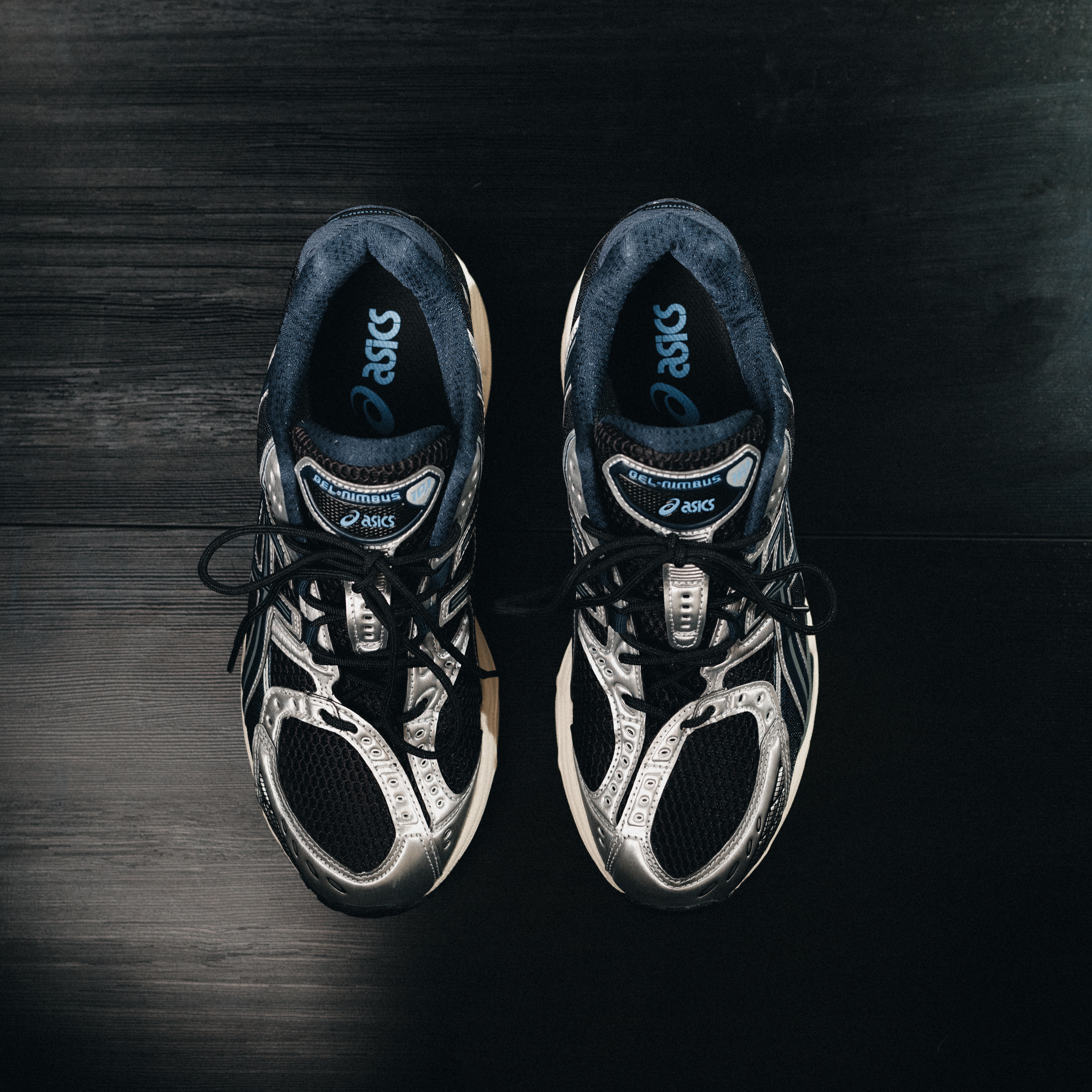 Asics Gel-Nimbus 10.1 Black Midnight 착용 스타일 - 2