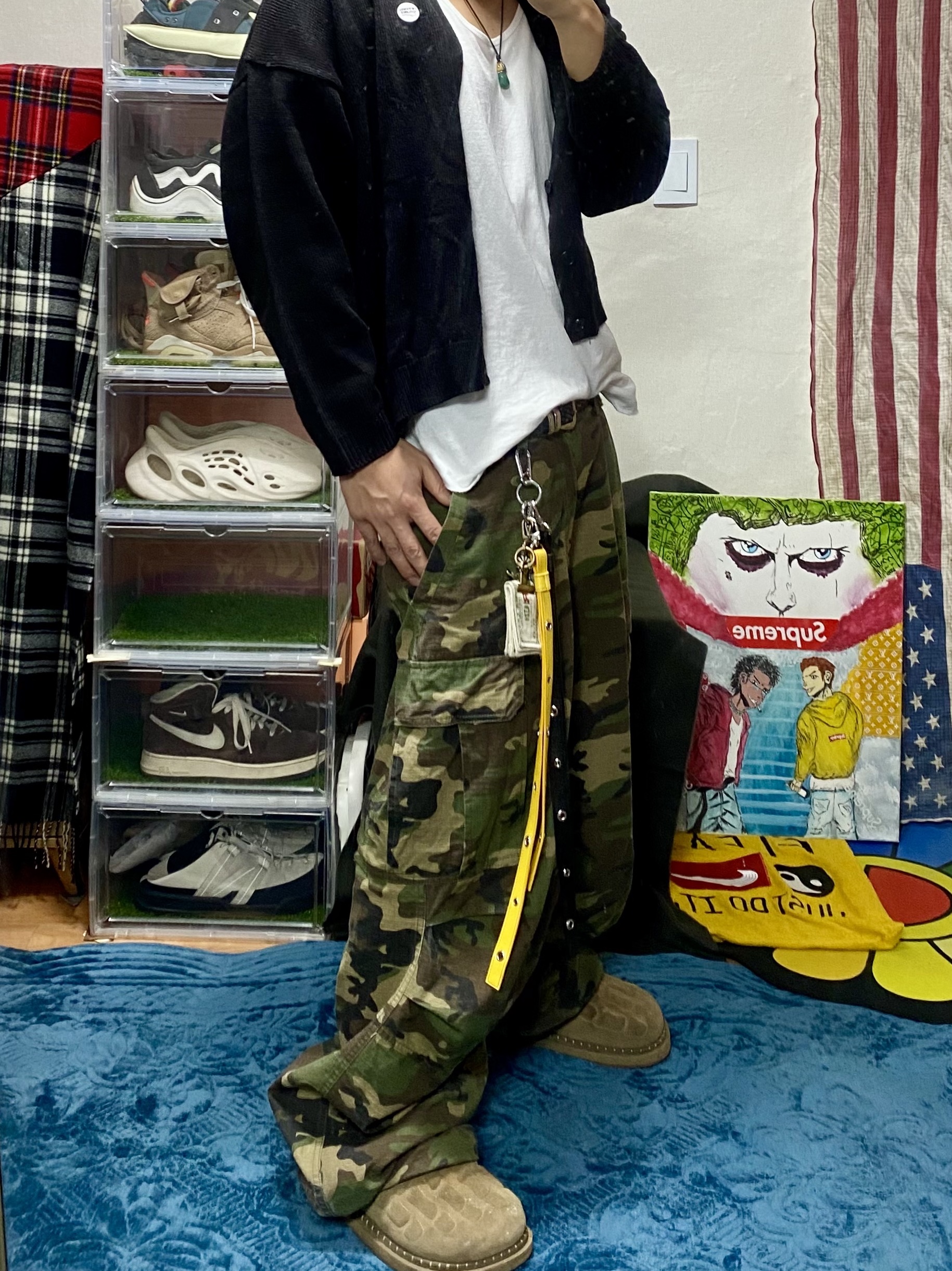 Kinchi x Yiyae Bone Mule Camel, MJD Side Snap Wide Sweatshorts City Camo 착용 스타일 - 2