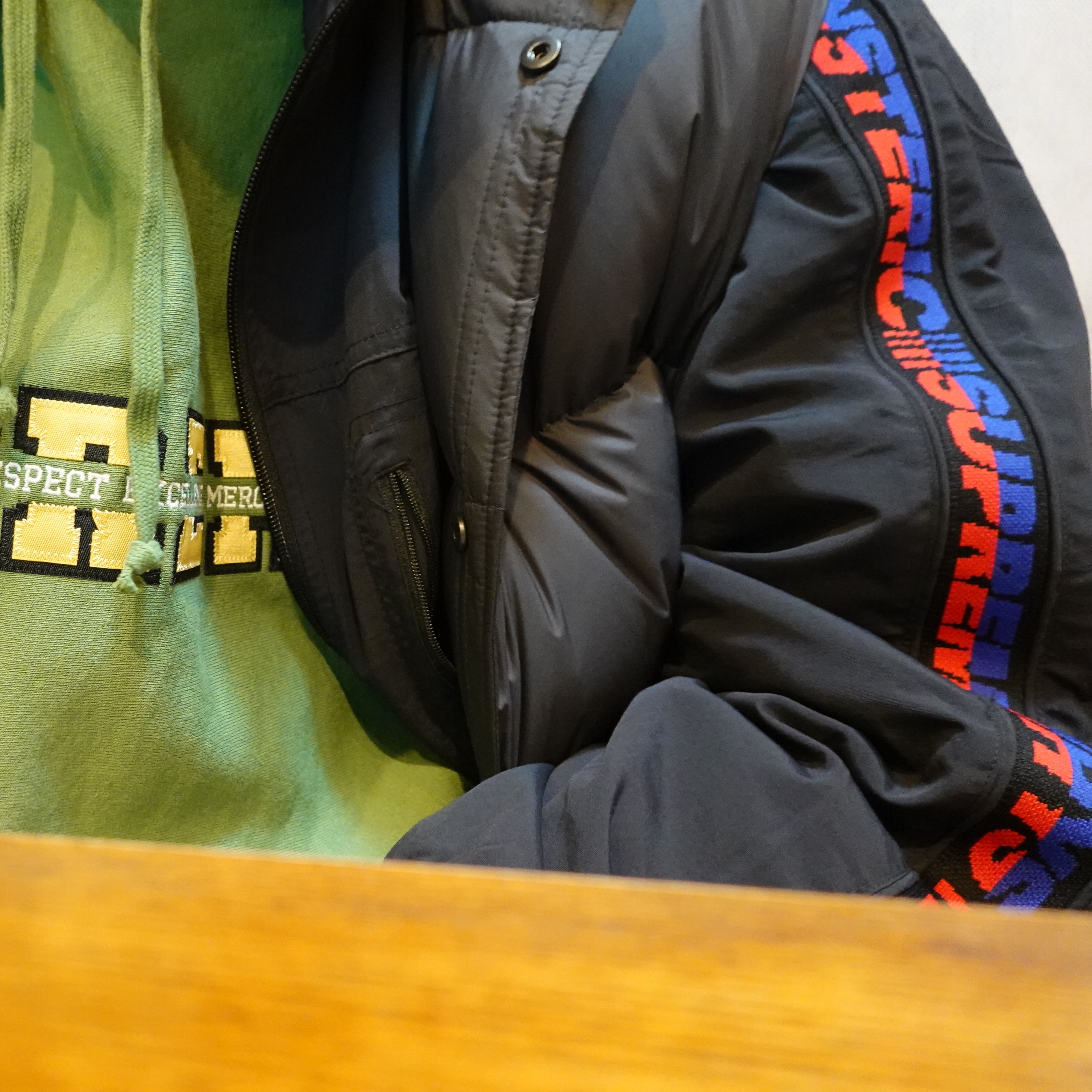 Kapital Stuntman & Woman Smooth Jersey Baggy Track Pants Banner Stripe Navy, On Running Cloudmonster All Black 착용 스타일 - 3