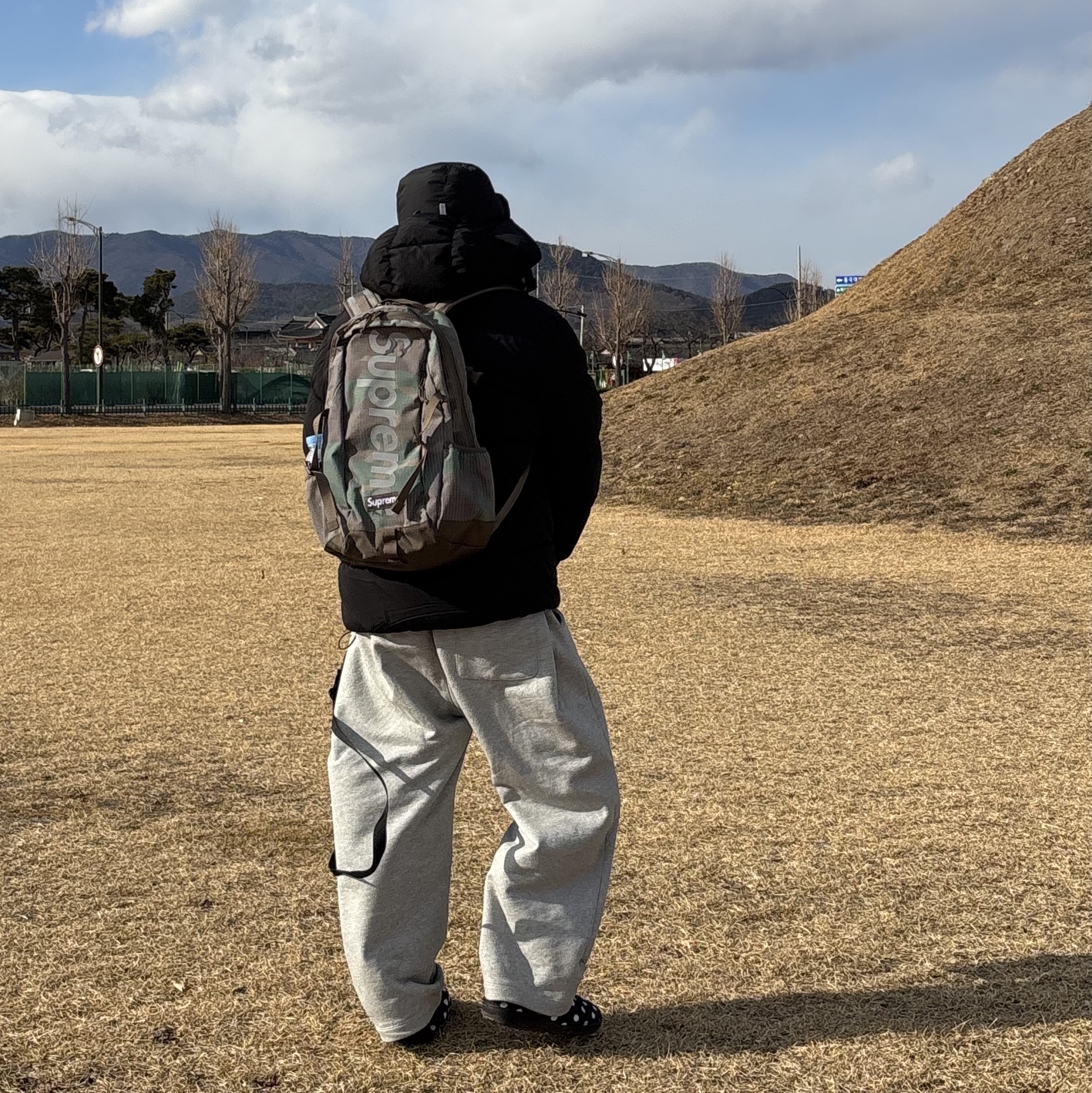 Supreme Backpack Woodland Camo - 24SS 착용 스타일