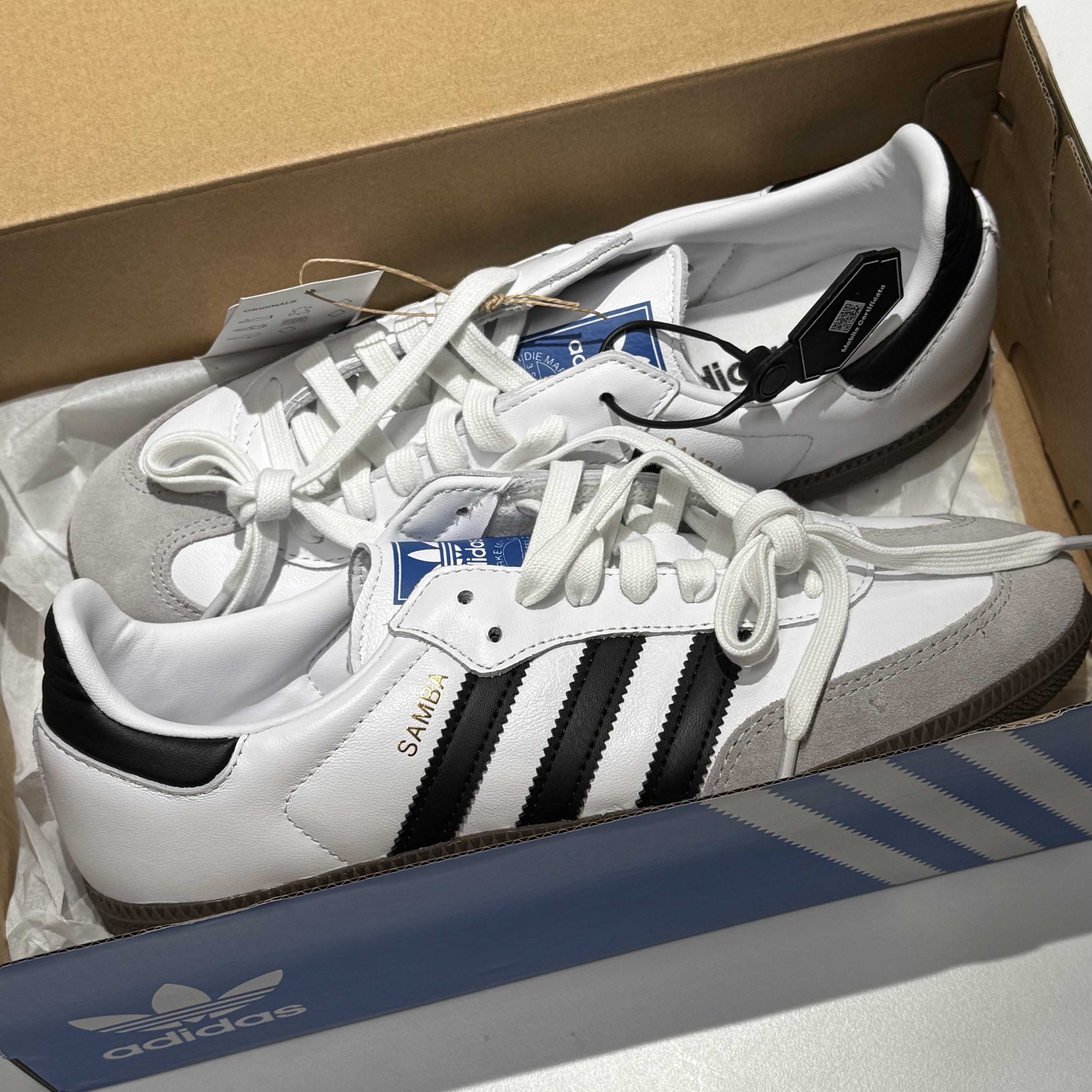 Adidas Samba OG Cloud White 착용 스타일