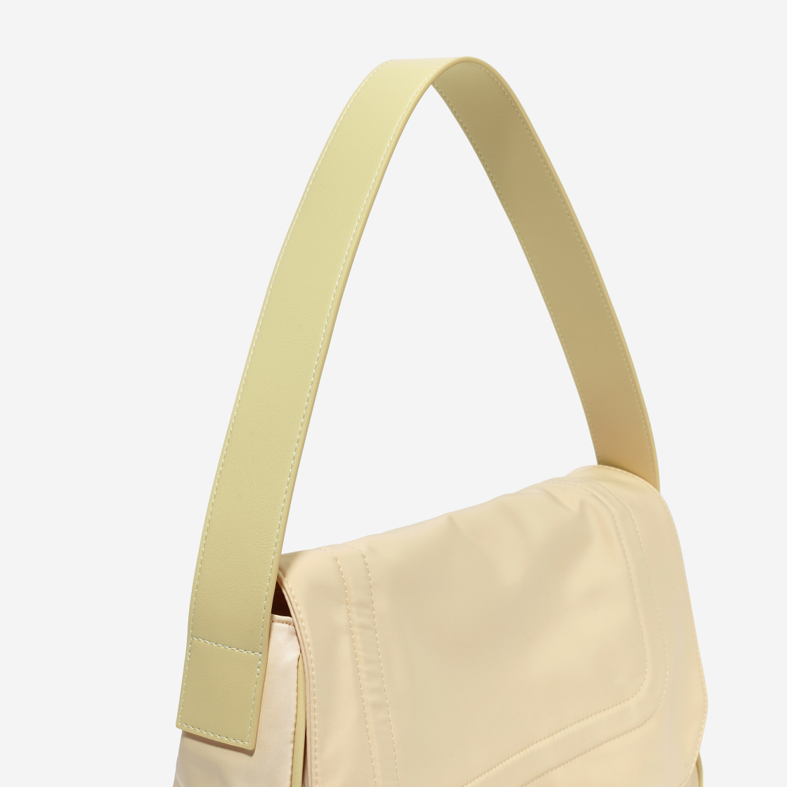 마뗑킴 버클 백 라이트 옐로우(Matin Kim Buckle Bag Light Yellow) - 5