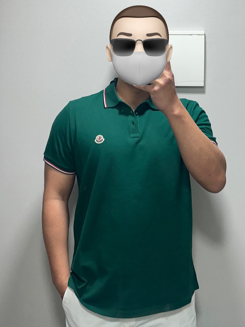 Moncler Trim Cotton Piquet Polo Shirt Black - 25SS, Moncler Logo Patch Polo Shirt Black - 24SS 착용 스타일