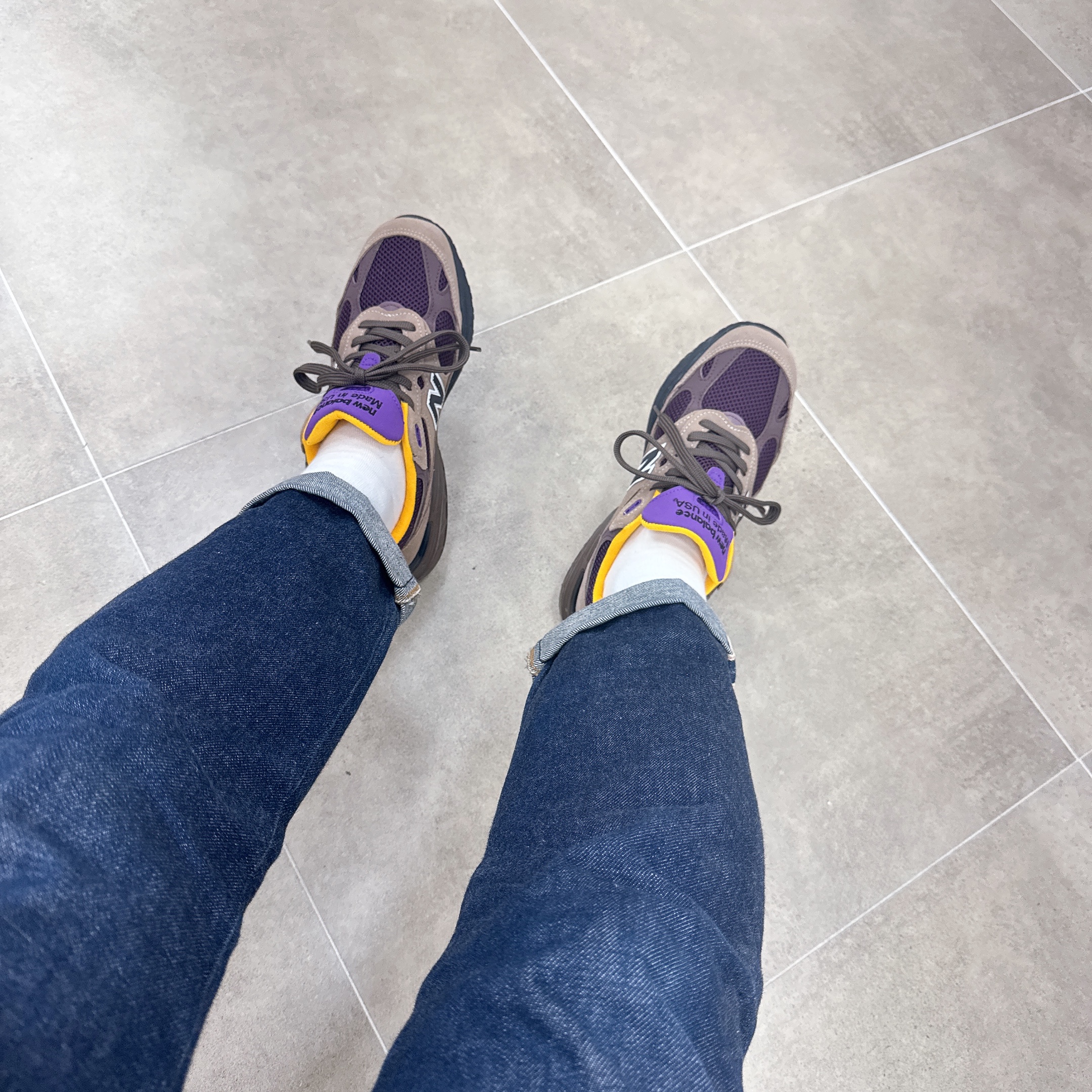 New Balance 993 Made in USA Mushroon Midnight Violet 착용 스타일 - 2