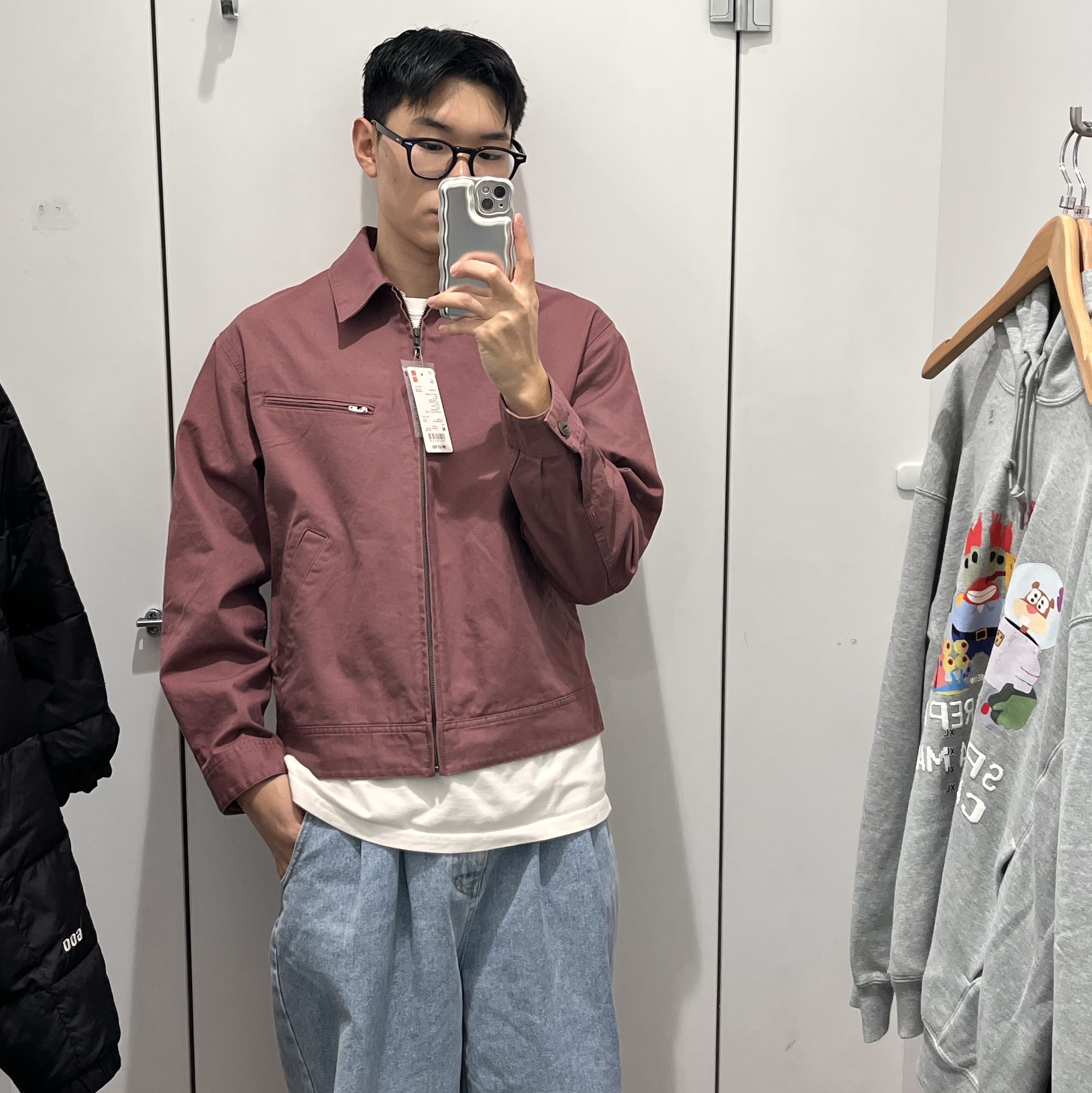 Uniqlo U Utility Shirts Purple - KR, Uniqlo UT x CPFM x SpongeBob Sweat Pull Parka A Gray - KR 착용 스타일 - 3