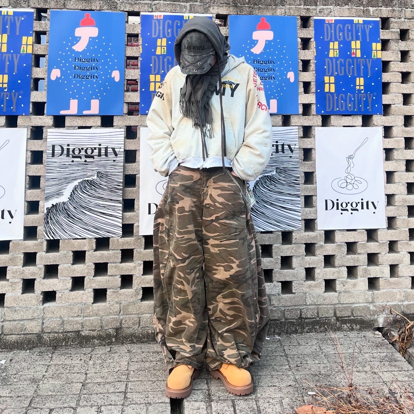 Project G/R Reconstructed Folded Zip Hoodie Dirty Melange, LOSTGARDEN Route Tan 착용 스타일 - 3