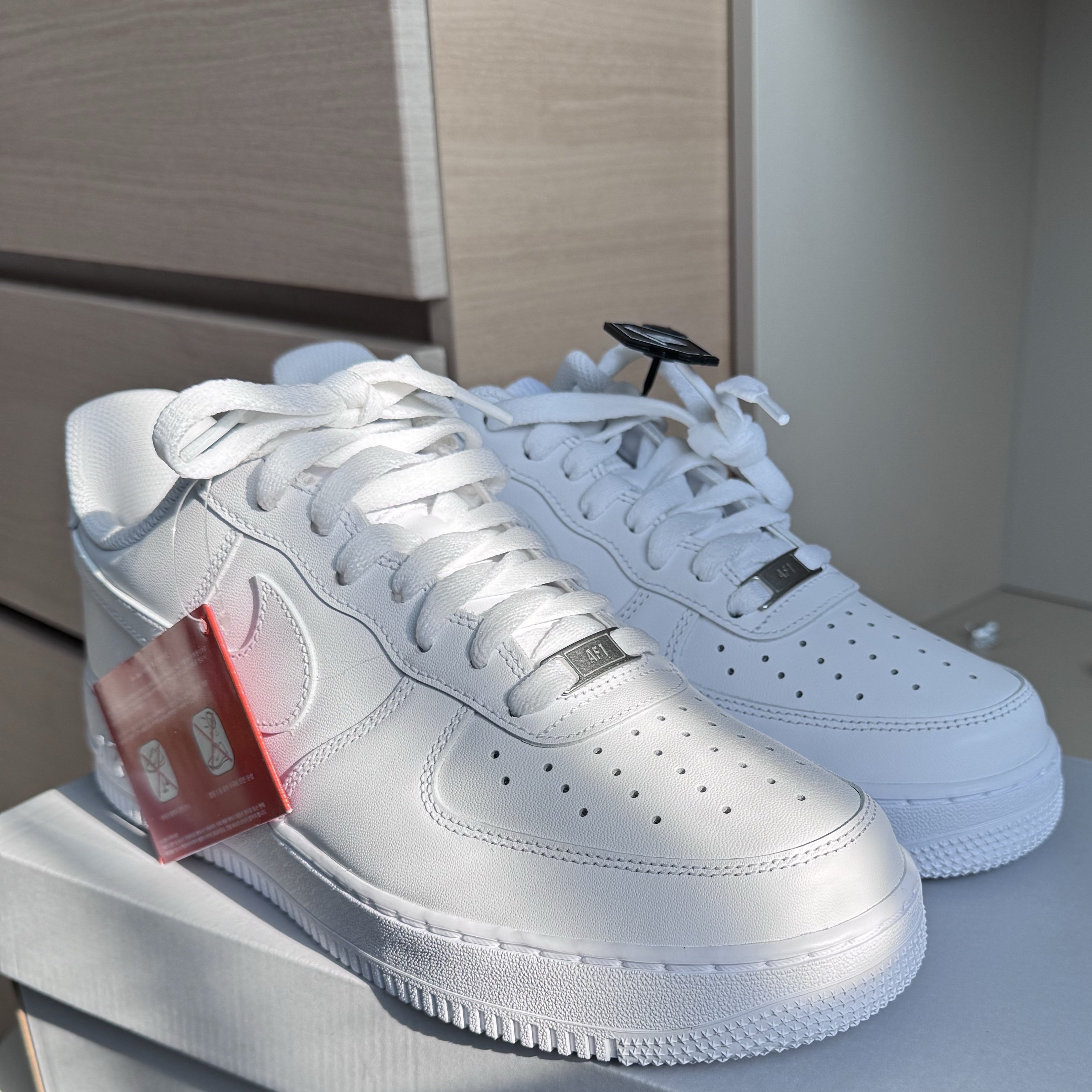 Nike Air Force 1 '07 Low White 착용 스타일