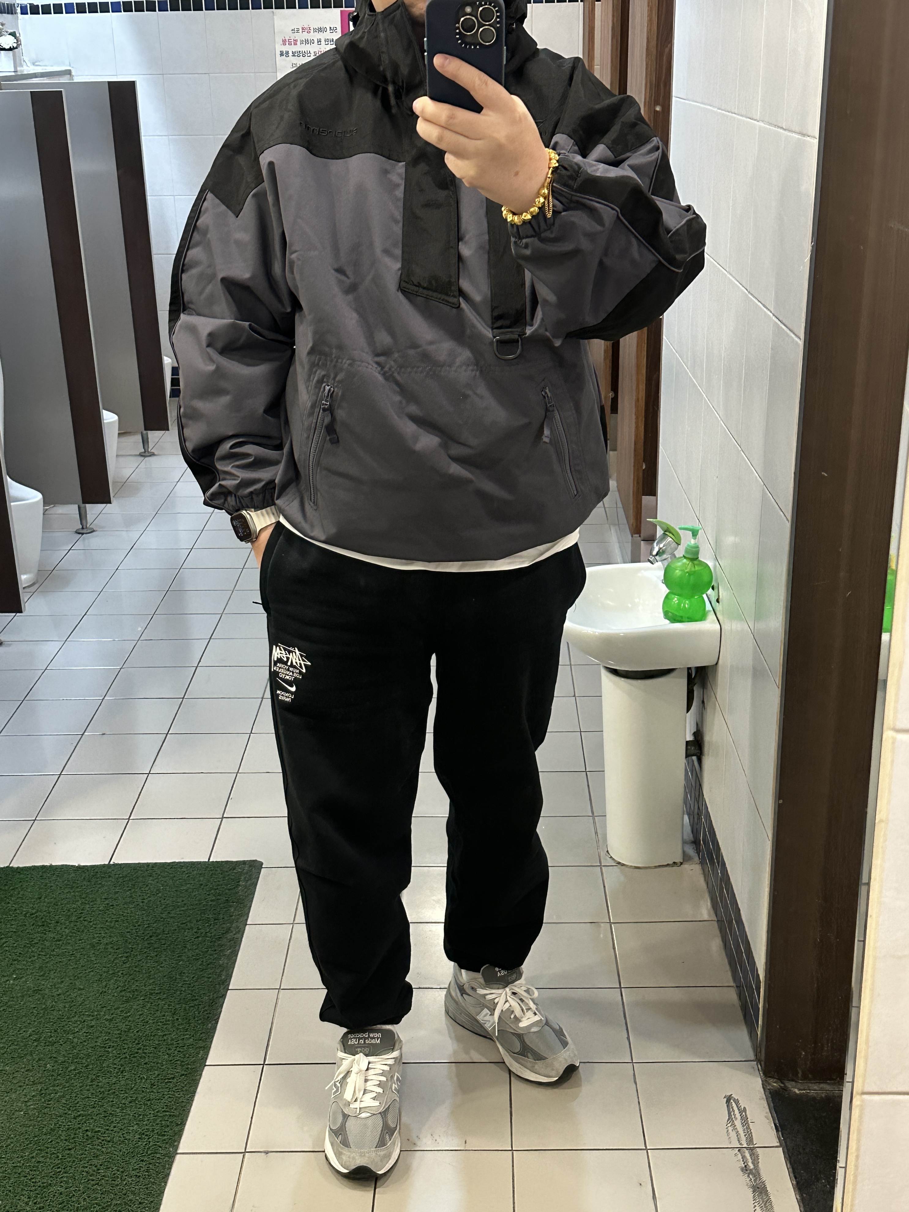 Nike x Stussy NRG ZR Fleece Pants Black - US/EU, Supreme x Umbro Hooded Anorak Dark Purple - 23SS 착용 스타일