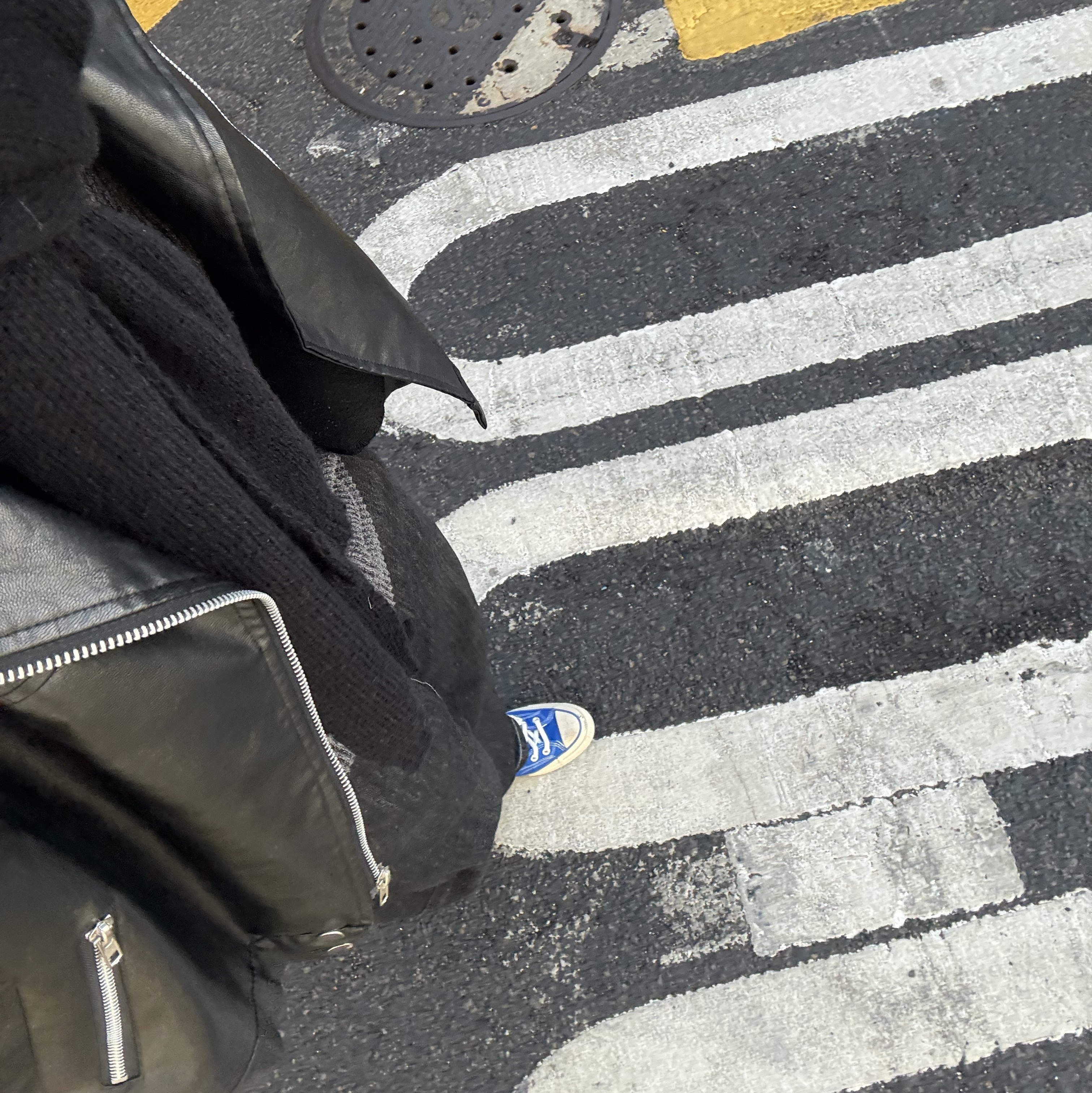 Converse x Ader Error Chuck 70 Ox Imperial Blue, Sony WH-CH520 Black (Sony Korea Ver.) 착용 스타일 - 1