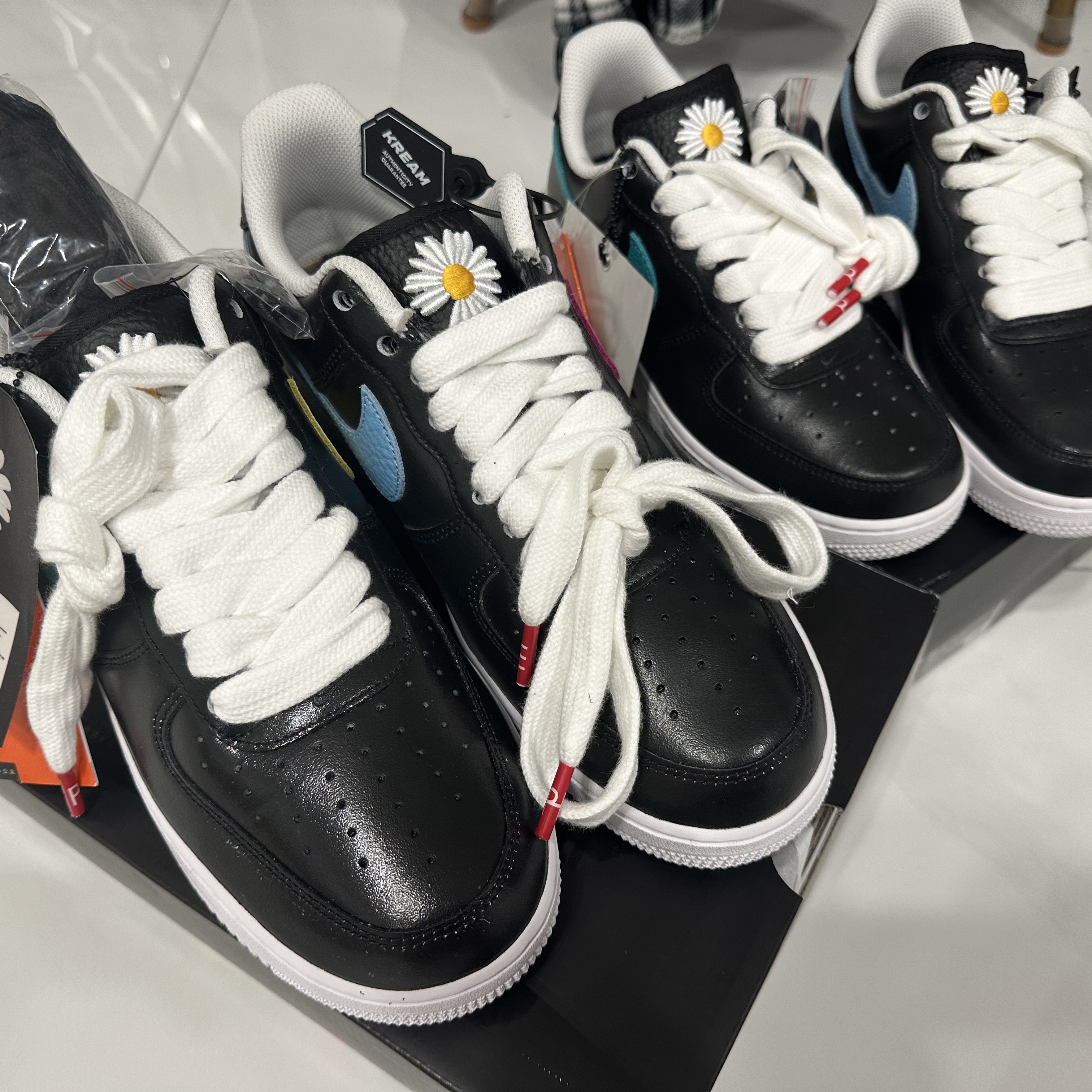 Nike x Peaceminusone Air Force 1 Low Para-Noise 3.0 Black and Multicolor 착용 스타일