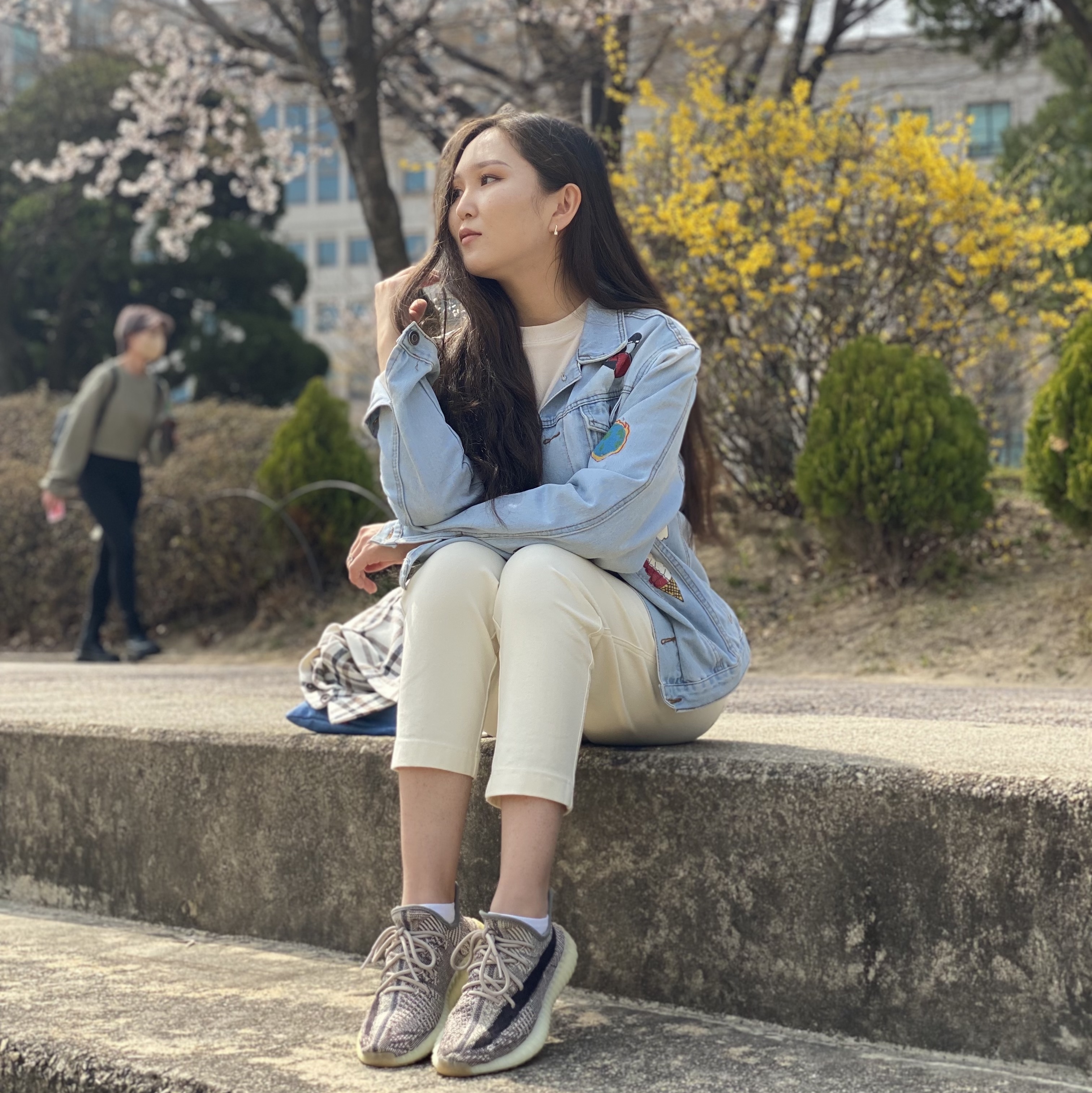 Adidas Yeezy Boost 350 V2 Zyon 착용 스타일 - 3