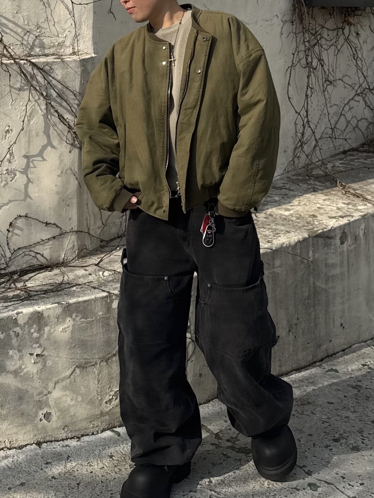 Nonnod Sulfur Dye Serge Bomber Jacket Vintage Khaki, Balenciaga Steroid Derby Black 착용 스타일 - 4