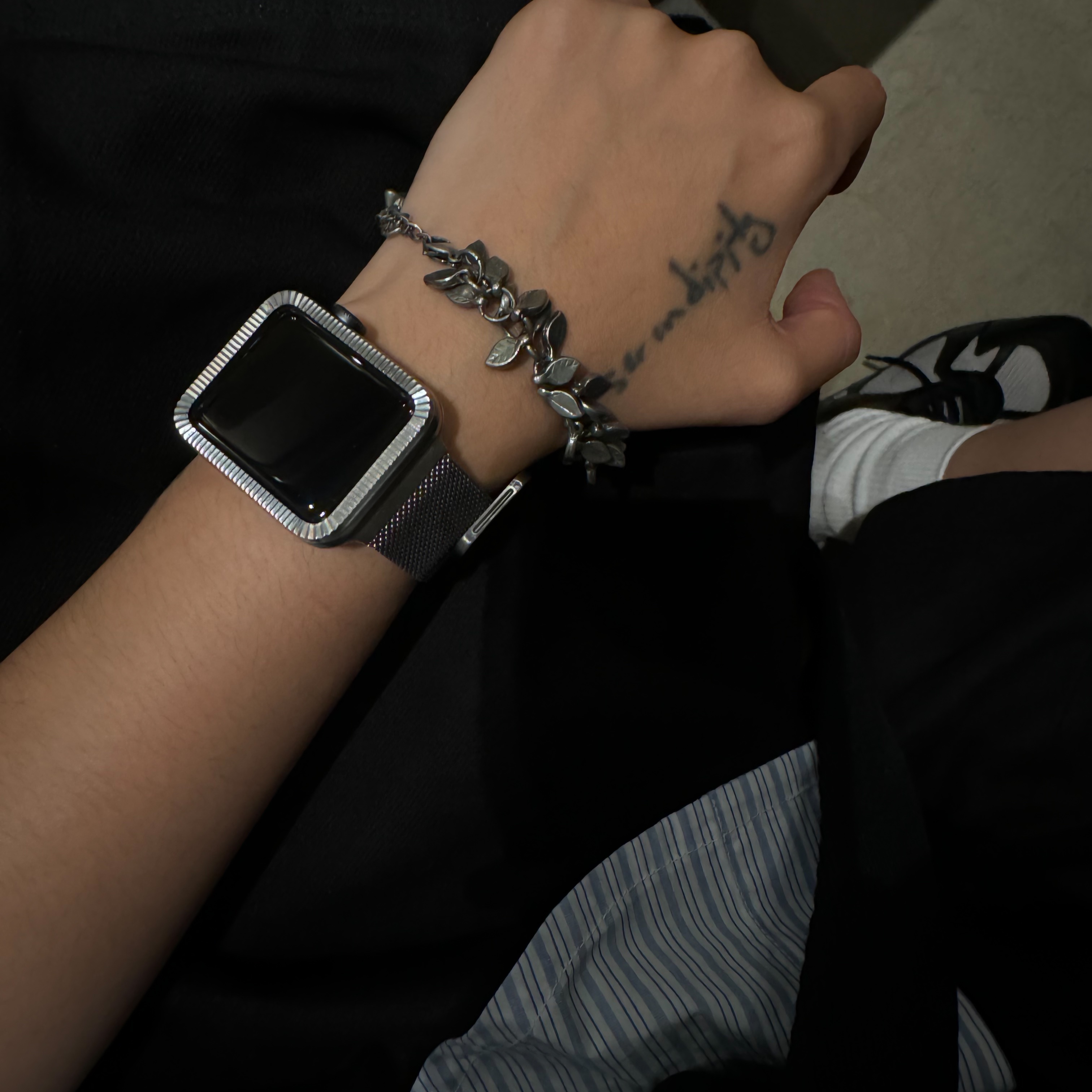 Hono Report Leaf Bracelet 착용 스타일 - 2
