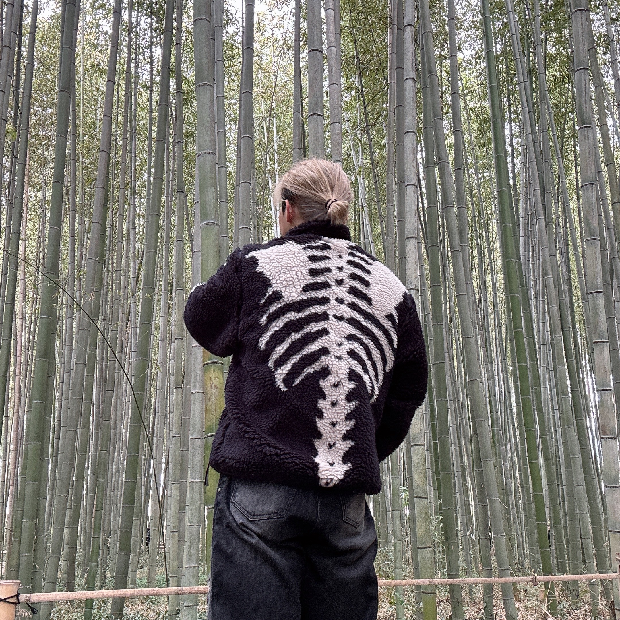 Kapital Bone Pattern Boa Fleece Reversible Blouson Black 착용 스타일 - 3