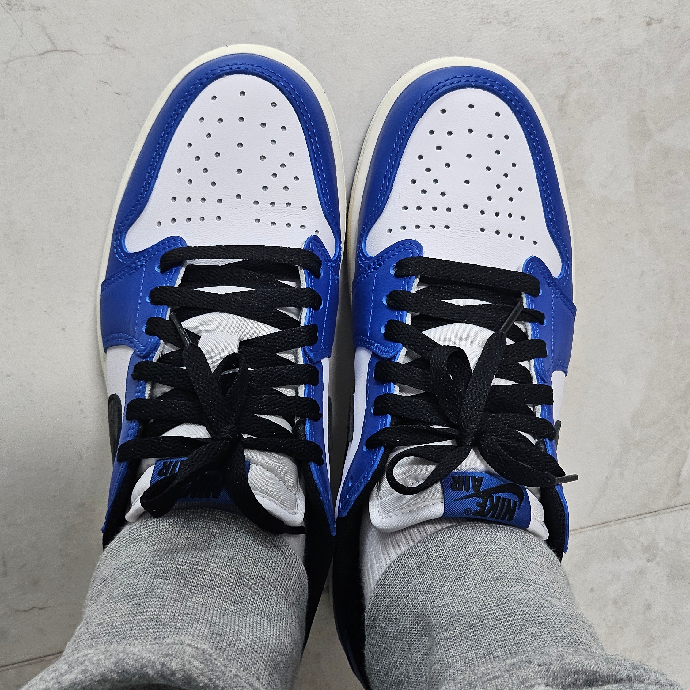 Jordan 1 Retro Low OG Game Royal 착용 스타일