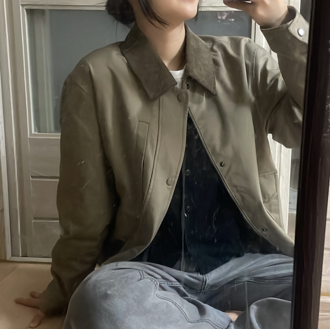 Uniqlo C Souffle Yarn Chunky Stole Gray, Asics Gel-Nimbus 10.1 Black Midnight 착용 스타일 - 2